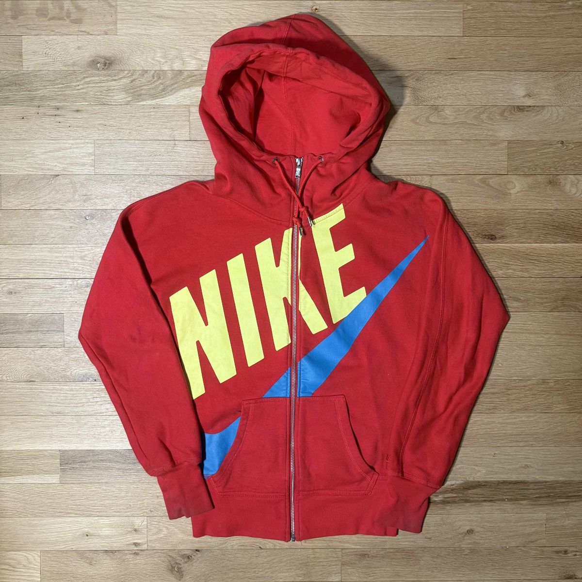 Nike × Vintage Vintage 90s Nike Big Swoosh Red Zip Up Hoodie Women’s S Y2K Size US S / EU 44-46 / 1 - 2 Thumbnail
