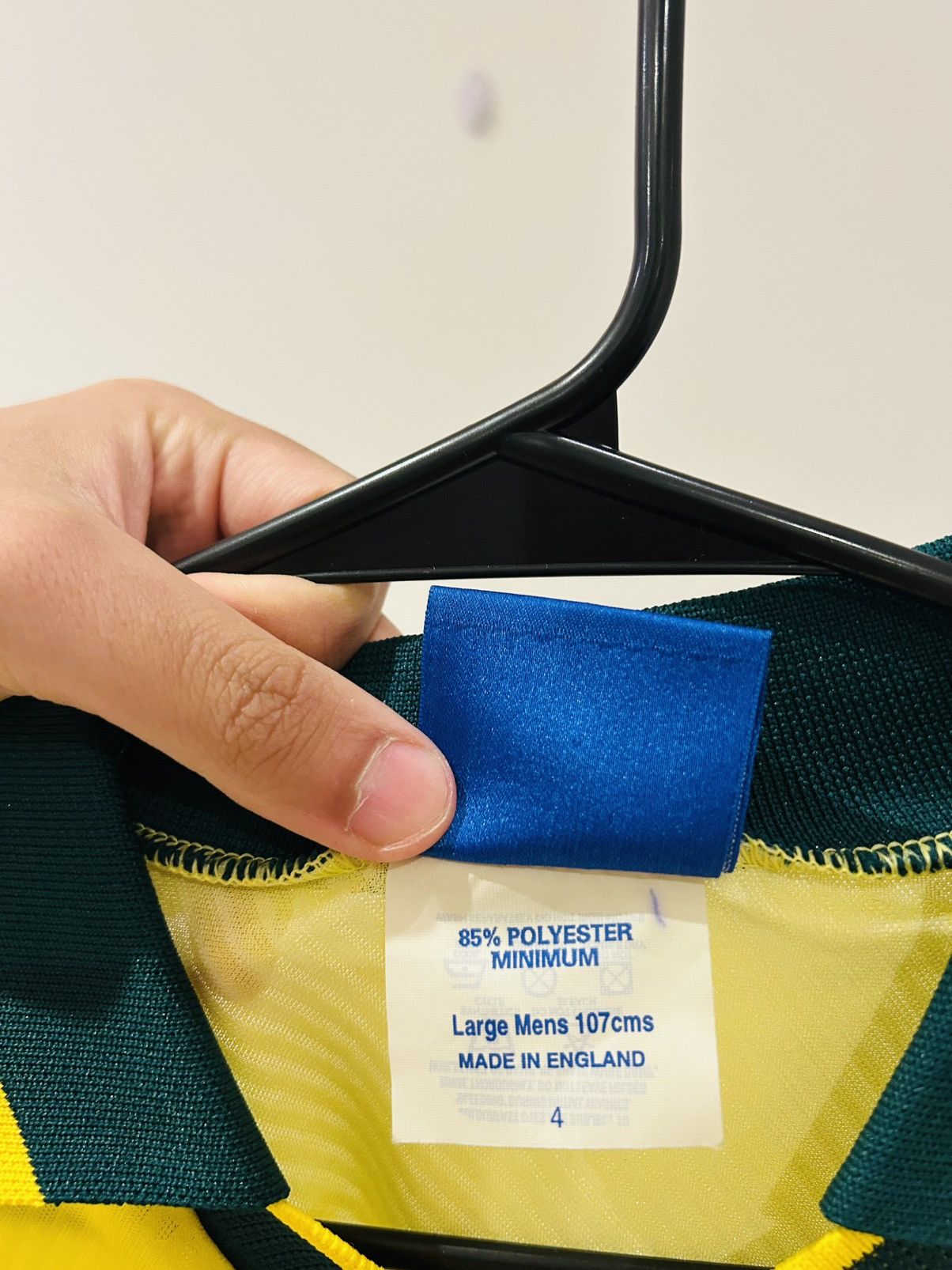 Umbro × Vintage Brazil 1994 home jersey Size US L / EU 52-54 / 3 - 4 Thumbnail