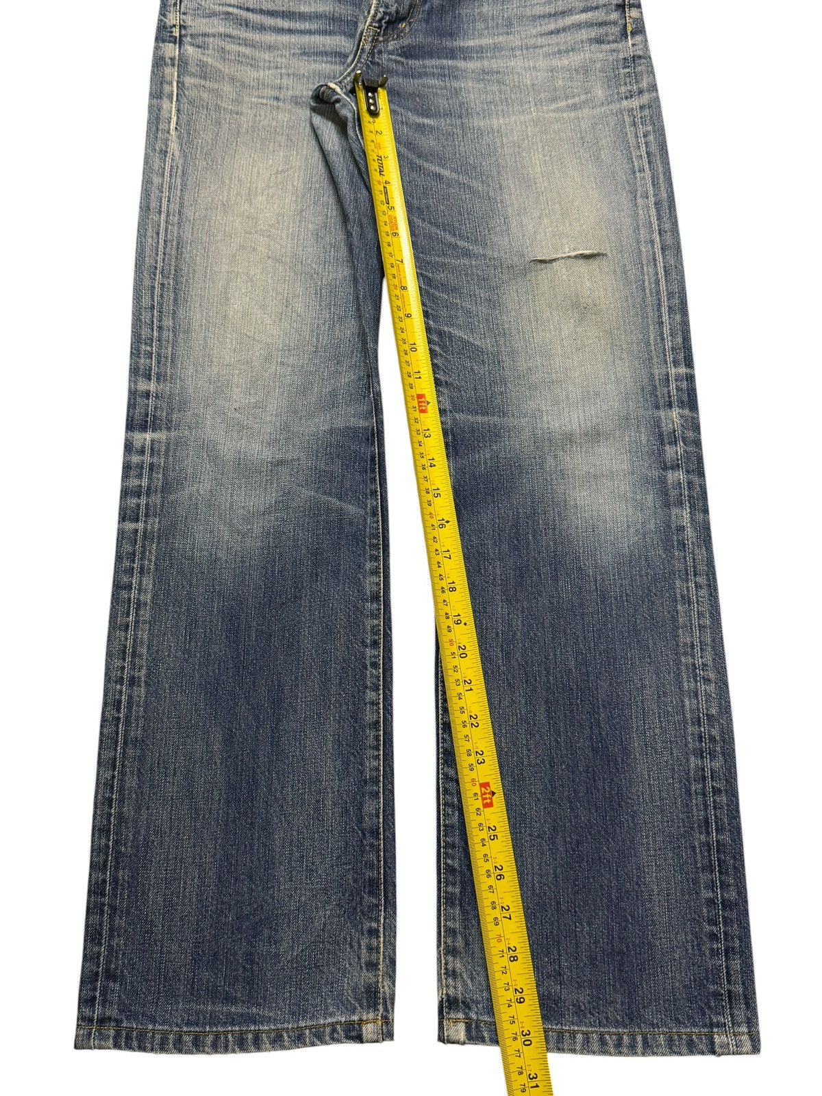 Uniqlo Vintage Y2K Japan Uniqlo Faded Wash Whiskers Straight Loose Size US 32 / EU 48 - 10 Thumbnail