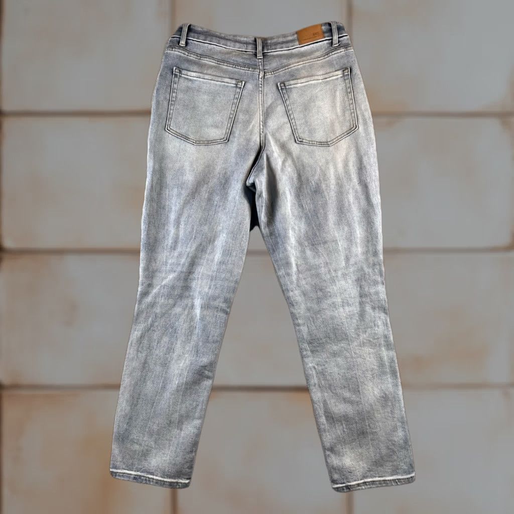 BKE BKE Ellie Mom Jeans Womens 32x28 Blue Distressed Light Wash Denim Boho Shirt? Size 24" / US 00 / IT 34 - 1 Thumbnail