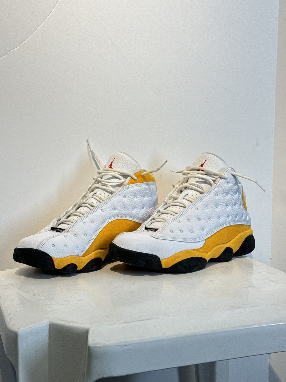 Jordan Brand Jordan 13 Retro del sol Size US 9 / EU 42 - 3 Thumbnail
