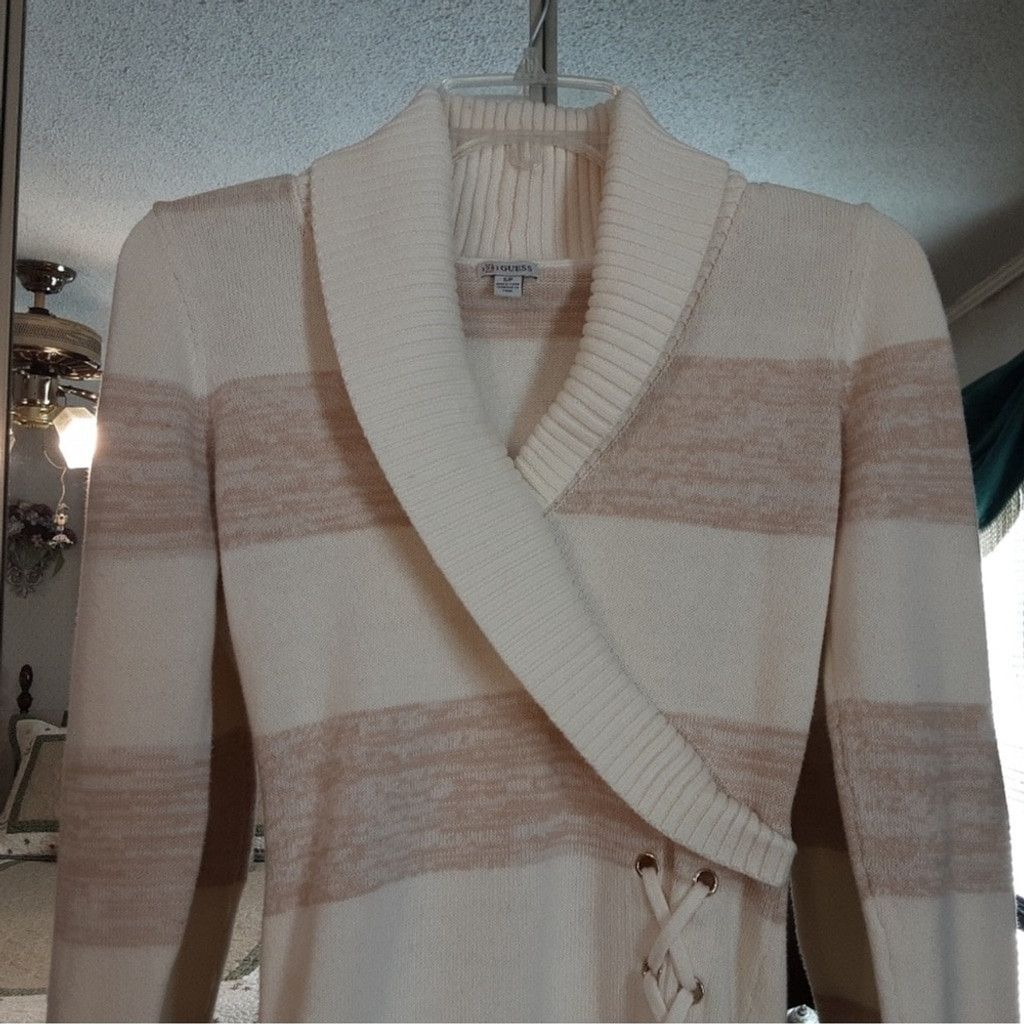 Guess Guess Women's Fitted Beige + Cream Striped Crossover Collar Size XS / US 0-2 / IT 36-38 - 1 Thumbnail