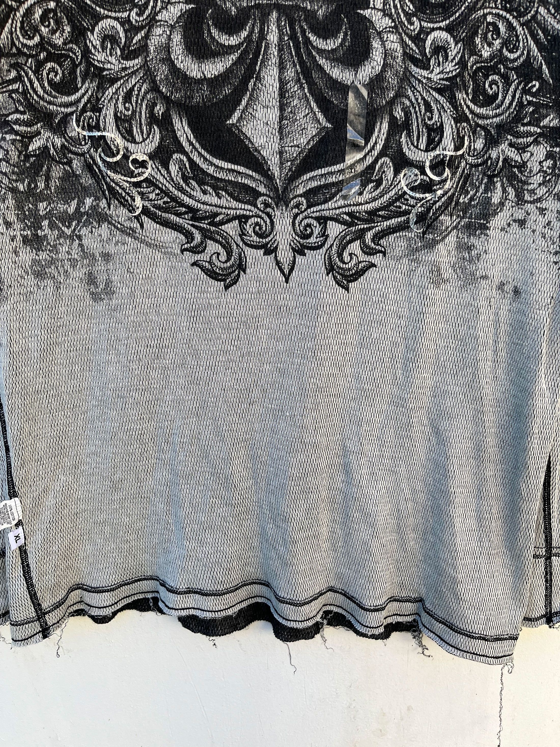 Affliction Vintage Affliction Reversible Ripped Long Sleeve Size US XL / EU 56 / 4 - 3 Thumbnail