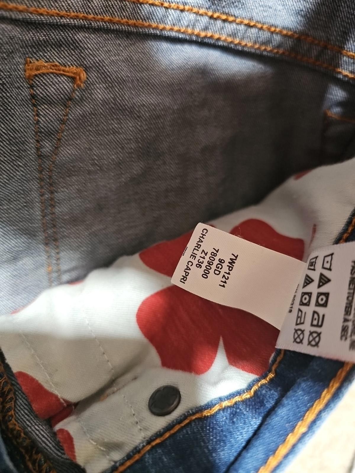 Lucky Brand Lucky Brand 10/30 Charlie Capri Jeans Size 32" / US 10 / IT 46 - 4 Thumbnail