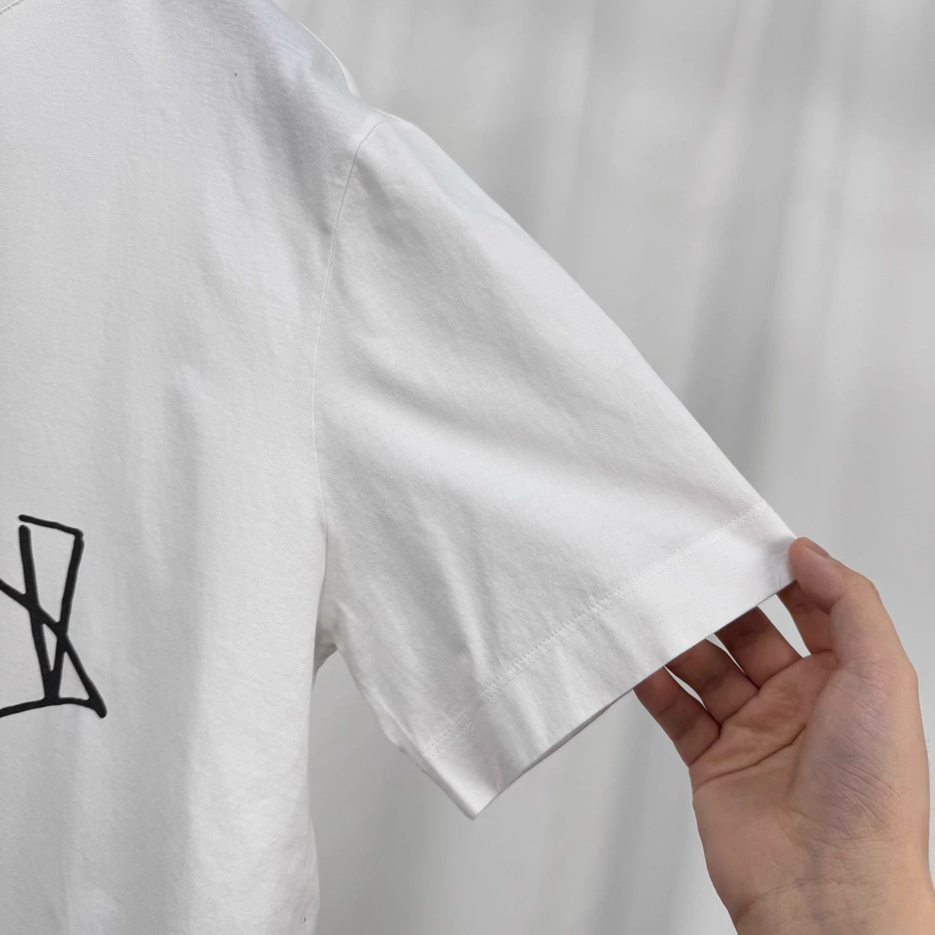 Hermes Hermes Graffiti Print L Tee Mint Size US L / EU 52-54 / 3 - 4 Thumbnail