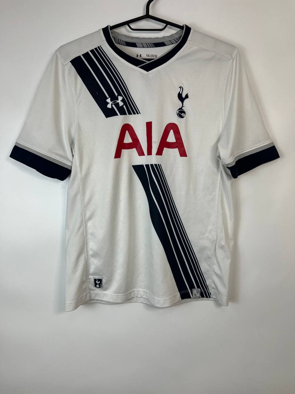 Under Armour Tottenham Hotspur Home Shirt 2015/2016 Boy`s size XL Size US XL / EU 56 / 4 - 1 Thumbnail