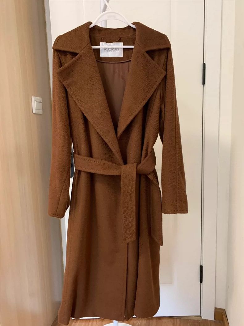 Max Mara Water ripple brightens caramel color