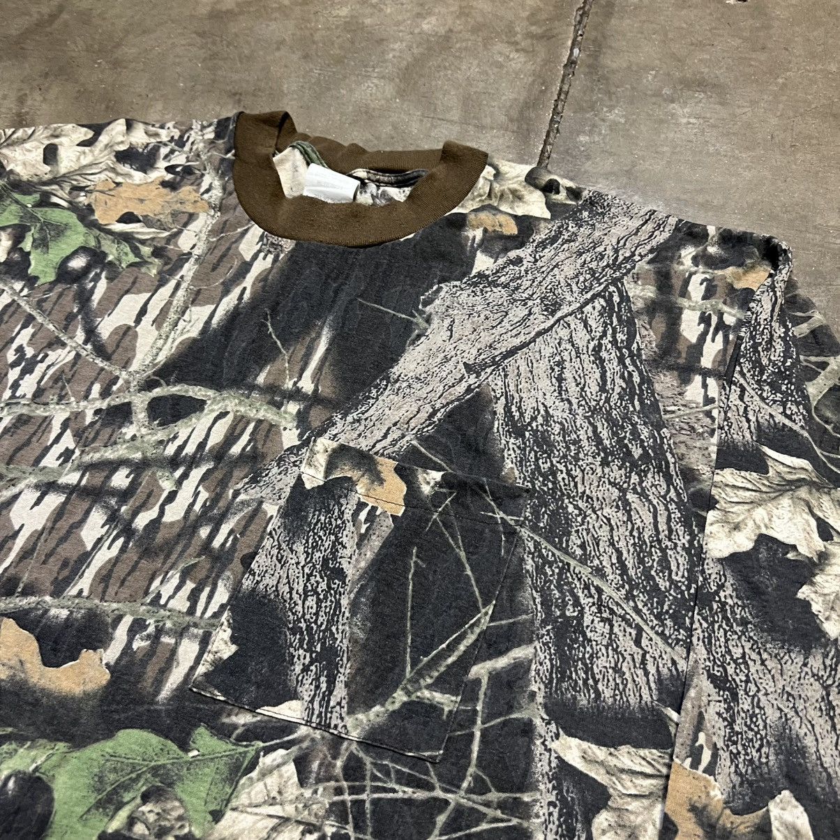 Realtree Vintage 90s RealTree Long Sleeve Shirt Pocket Tee Ringer USA Size US XXL / EU 58 / 5 - 4 Thumbnail