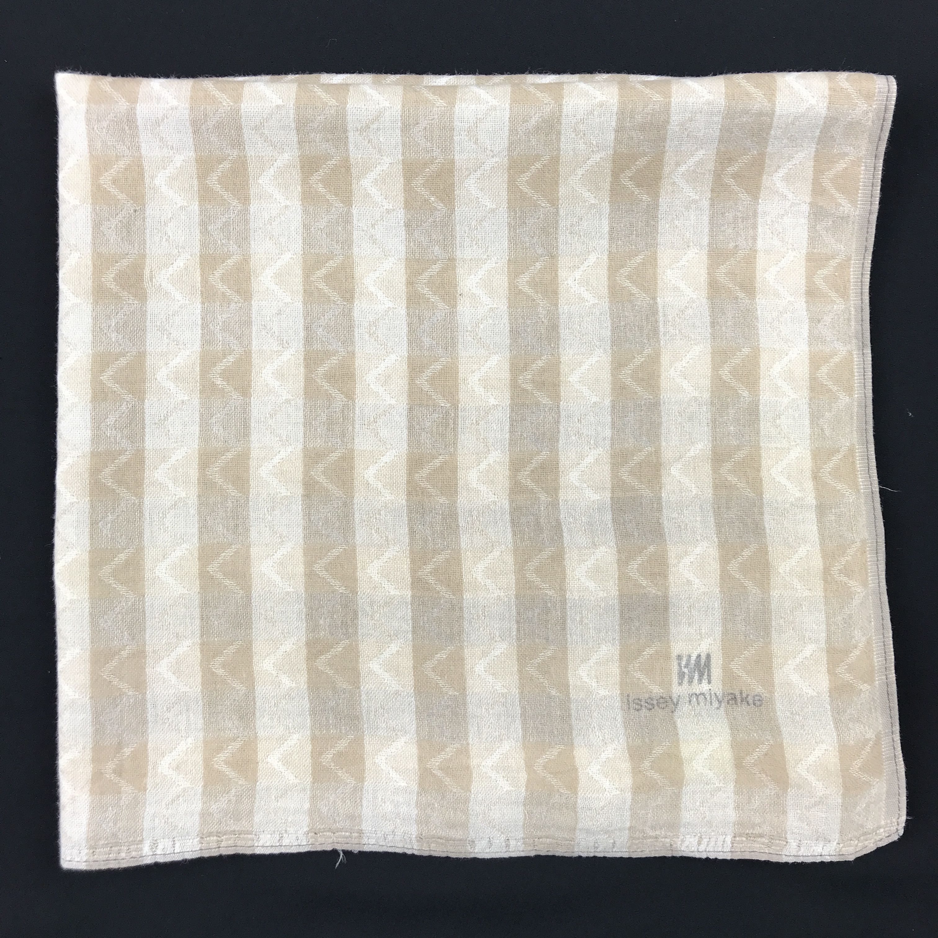 Issey Miyake × Japanese Brand × Vintage Issey Miyaki Embroidery Bandana Neckerchief Handkerchief Size ONE SIZE - 2 Thumbnail