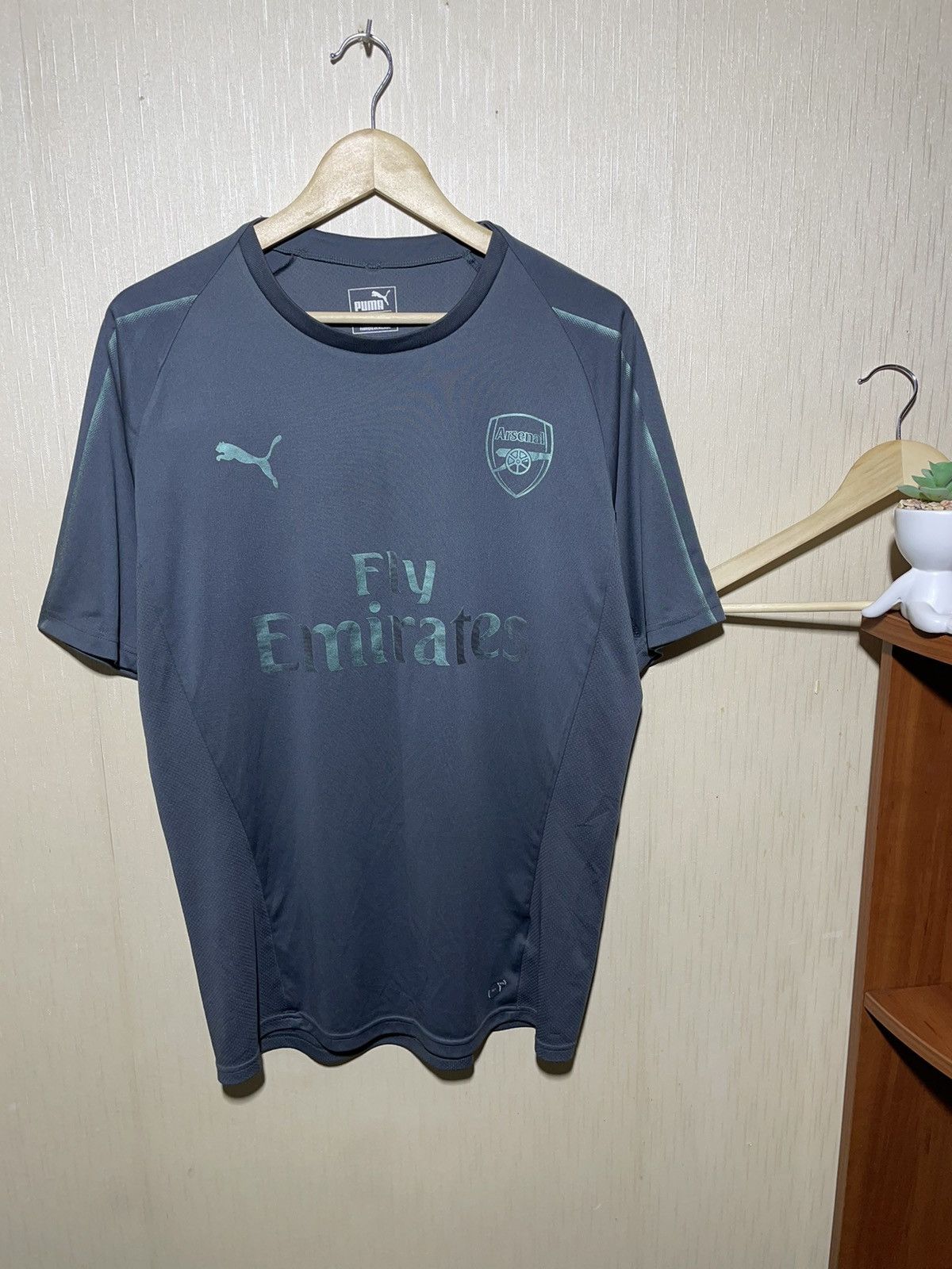 Puma Puma Arsenal 2017 soccer jersey Size US XL / EU 56 / 4 - 1 Thumbnail