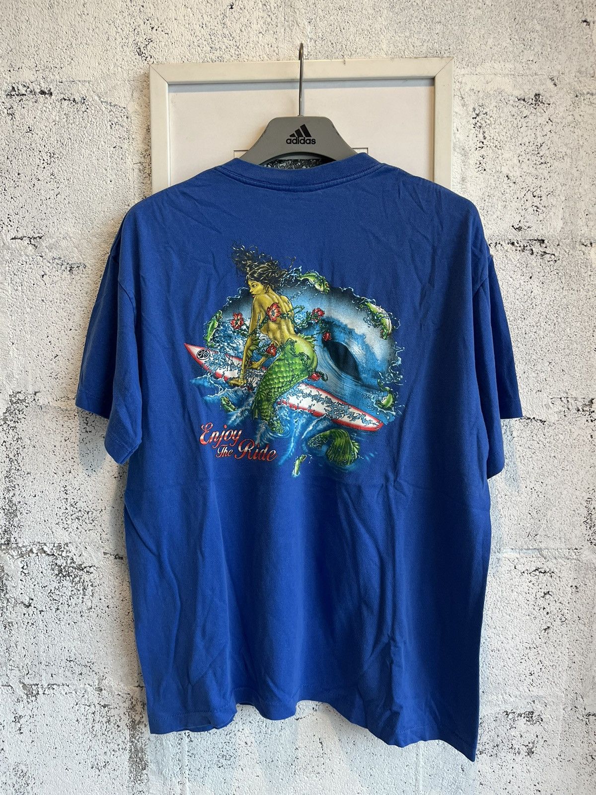 Vintage Vintage Enjoy The Ride Surf Streetwear90 art design T-shirt Size US XL / EU 56 / 4 - 3 Thumbnail