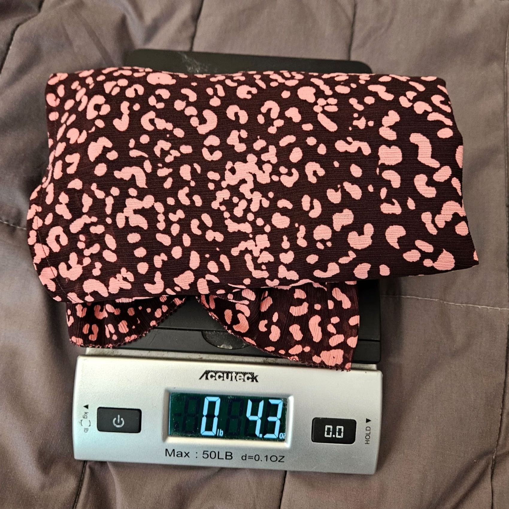 J.Crew J.CREW Women’s M Pink Black Leopard Print Short Sleeve Blouse Lightweight Top Shirt Adult M Multicolor Leopard Mens Womens Girls Size M / US 6-8 / IT 42-44 - 5 Thumbnail