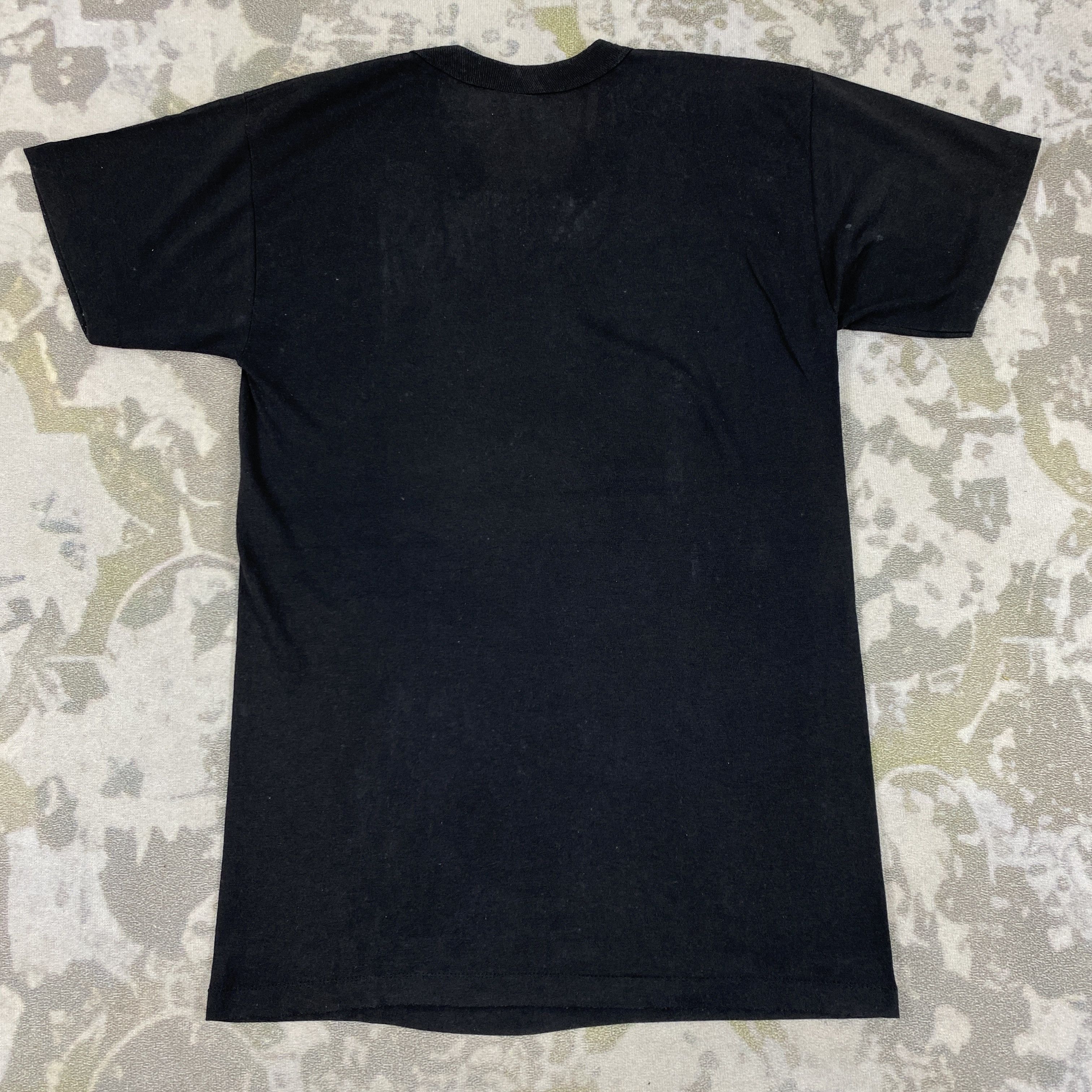 Vintage Vintage 80s Mercenaries Never Die Tee -D004 Size US M / EU 48-50 / 2 - 2 Thumbnail