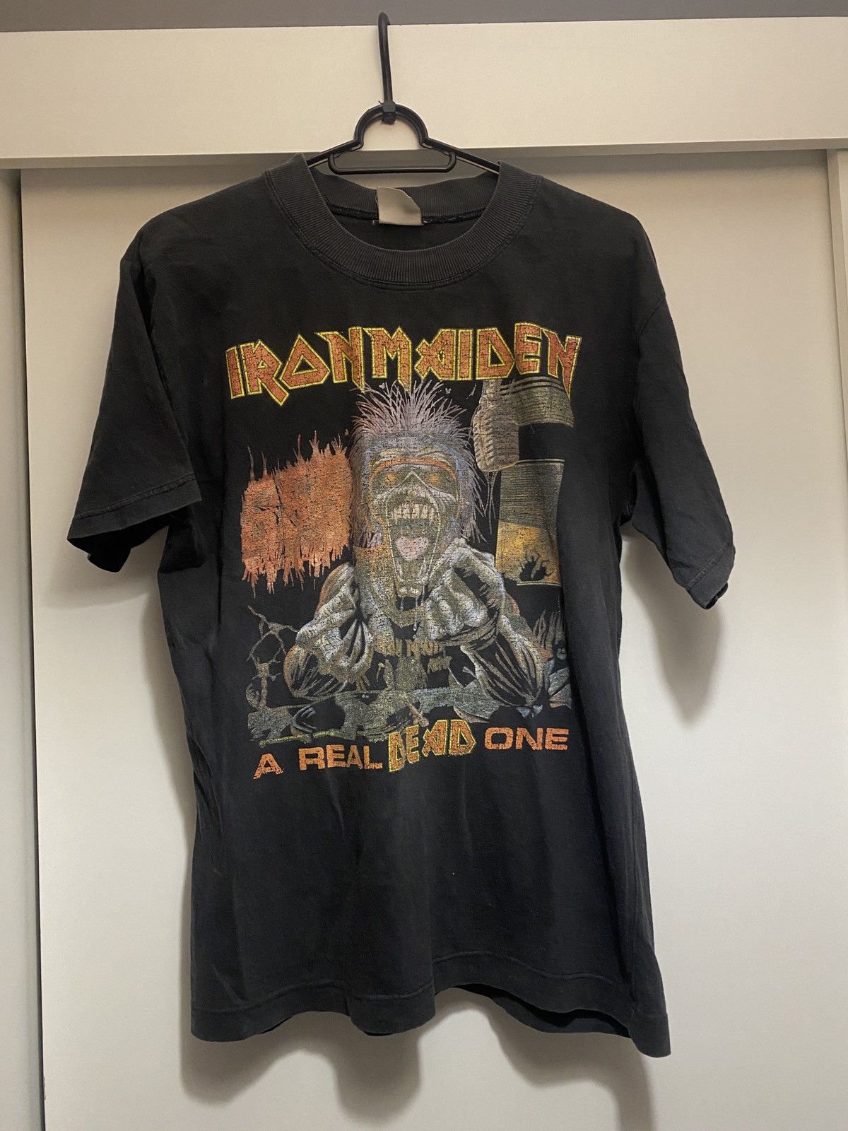 Iron Maiden Iron maiden real dead one band vintage tee Size US S / EU 44-46 / 1 - 1 Thumbnail