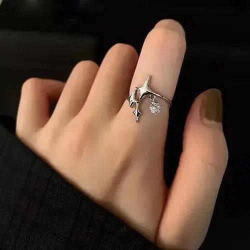 VIBE Punk Silver Color Four Pointed Star Ring Size ONE SIZE - 2 Thumbnail