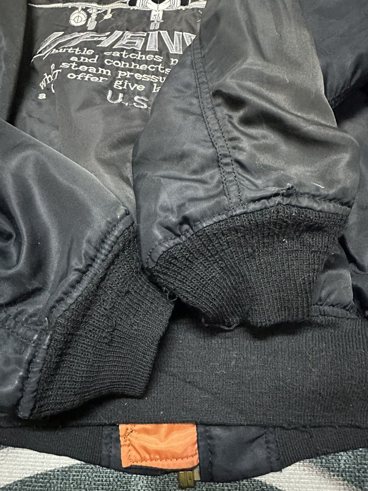 Alpha Industries Flight jacket MA1 USN embroidery by HSt Size US L / EU 52-54 / 3 - 6 Thumbnail