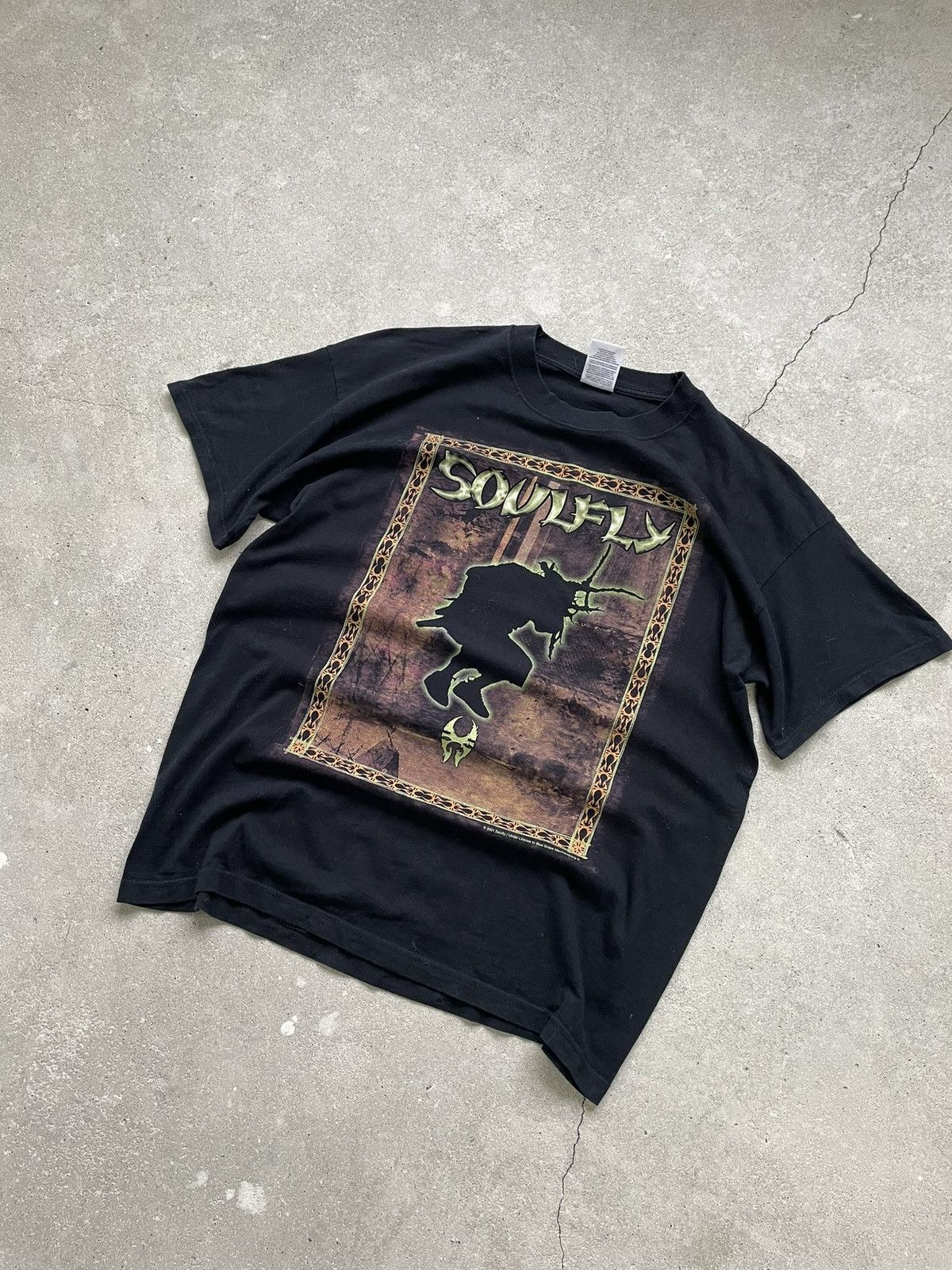 SOULFLY Tシャツ 2001コピーライト入り ヴィンテージ SOULFLY Tシャツ 2001コピーライト入り ヴィンテージ Soufly