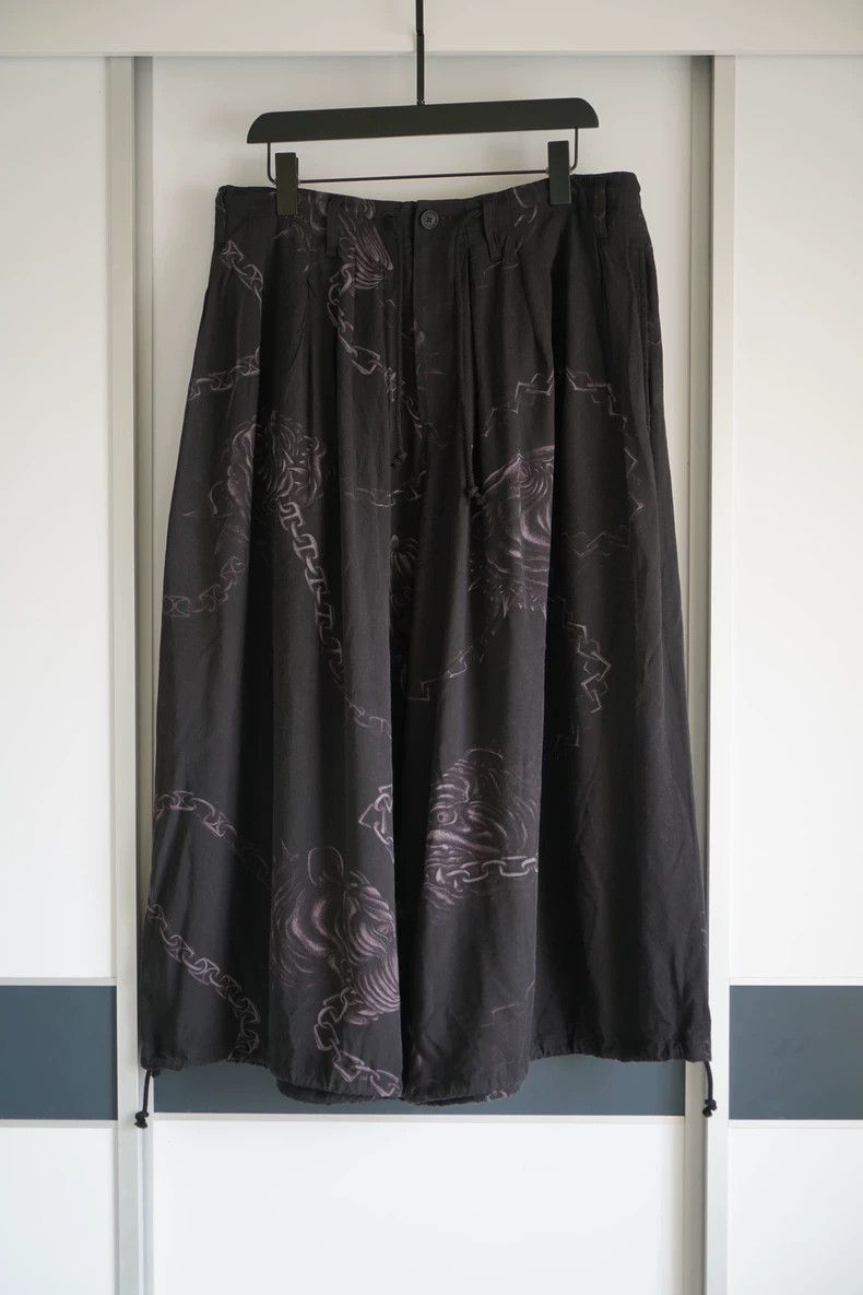 Yohji Yamamoto Yohji Yamamoto Yohji Yamamoto Black Lantern Pants with Cha Size US 44 / EU 60 - 1 Thumbnail