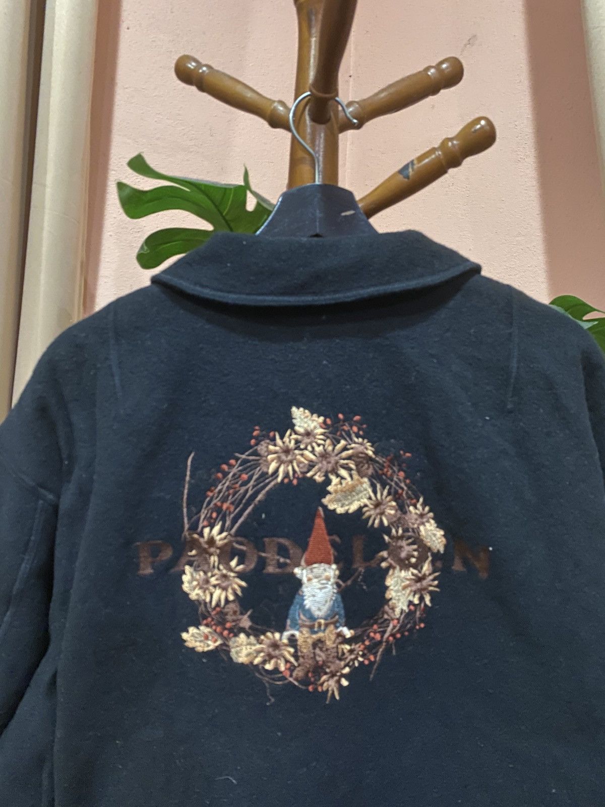 Vintage Vintage PAODETON Embroidered Gnome Bomber Jacket Zip-Up Size US L / EU 52-54 / 3 - 13 Thumbnail