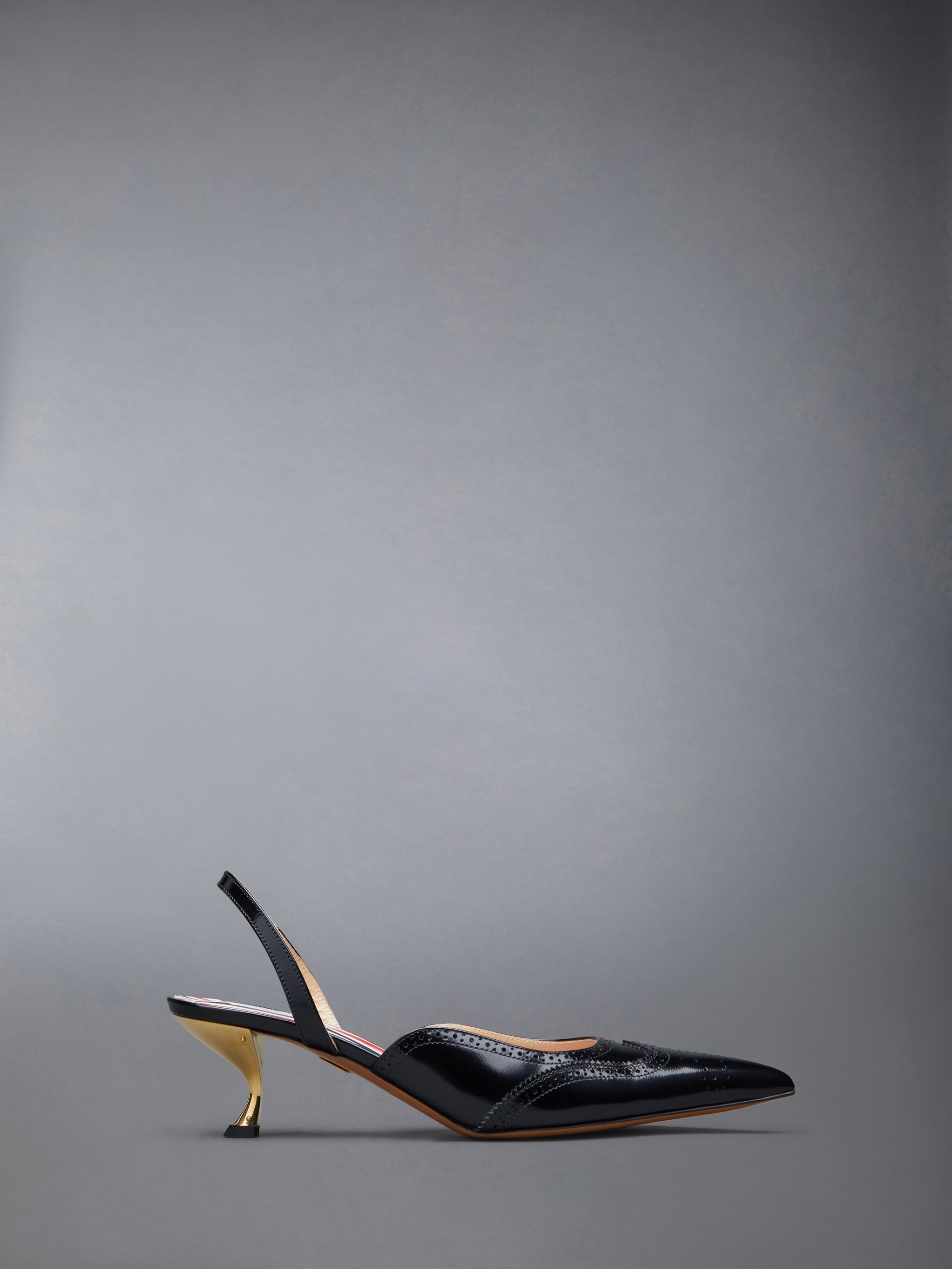 Thom Browne o1s22i1n0924 Brogue Slingback Pumps in Black Size US 9 / IT 39 - 1 Thumbnail