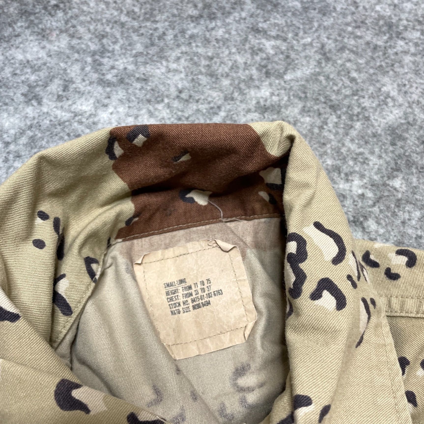 Vintage VINTAGE Army Coat Mens XS Camouflage Desert Brown Cotton Canvas 90s Military Jacket Size US XS / EU 42 / 0 - 3 Thumbnail