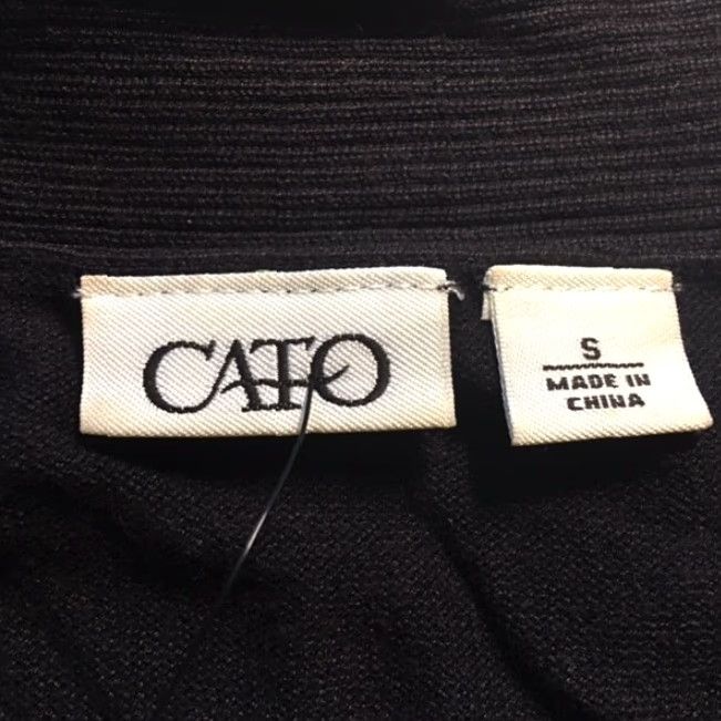 Vintage CATO WOMEN'S SWEATER TOP BLACK EMBELLISHED GOLD BUTTONS HOLIDAYS SZ S Size S / US 4 / IT 40 - 3 Thumbnail