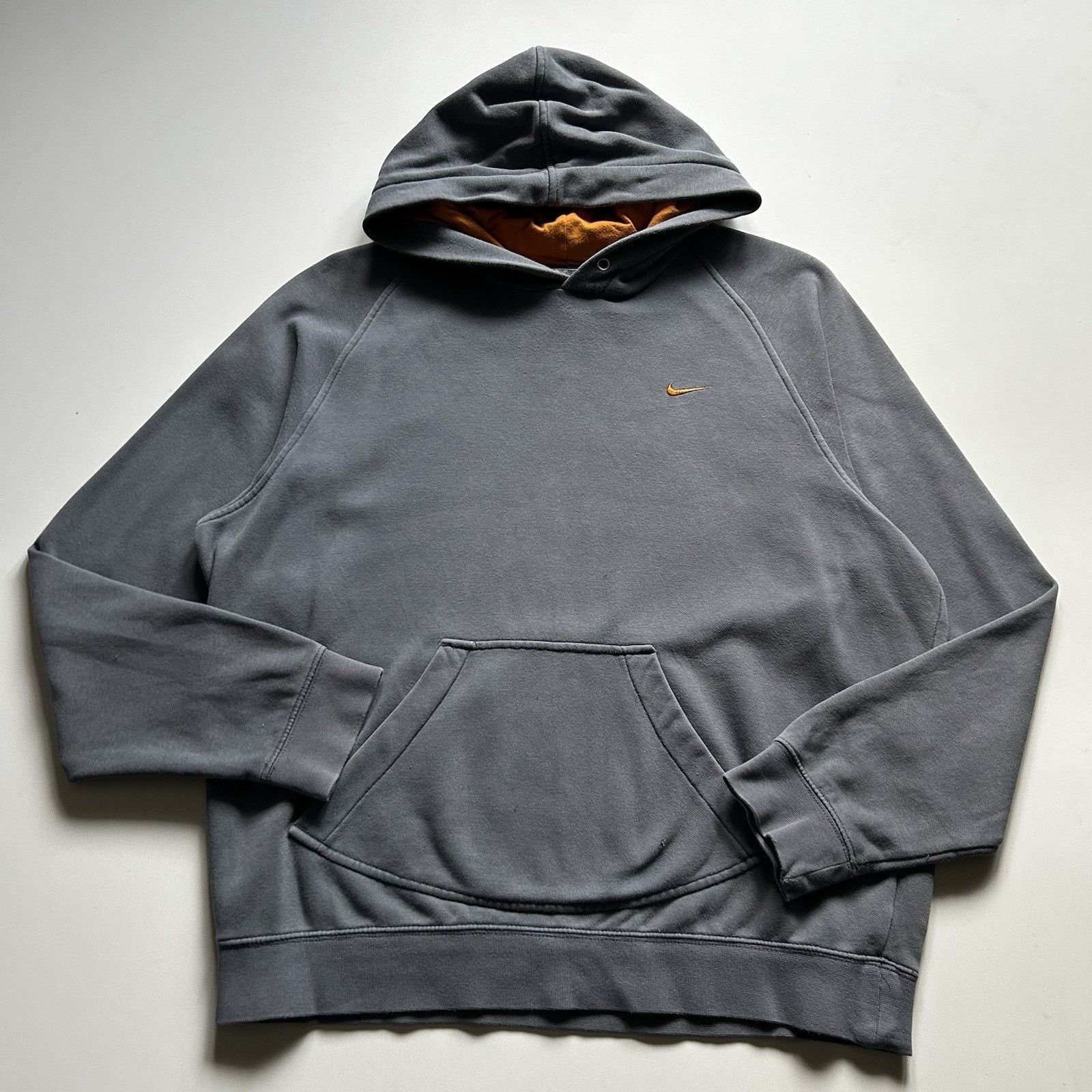 Nike Vintage Y2K Nike Swoosh Hoodie Sweatshirt Gray Medium Rare Size US M / EU 48-50 / 2 - 1 Thumbnail