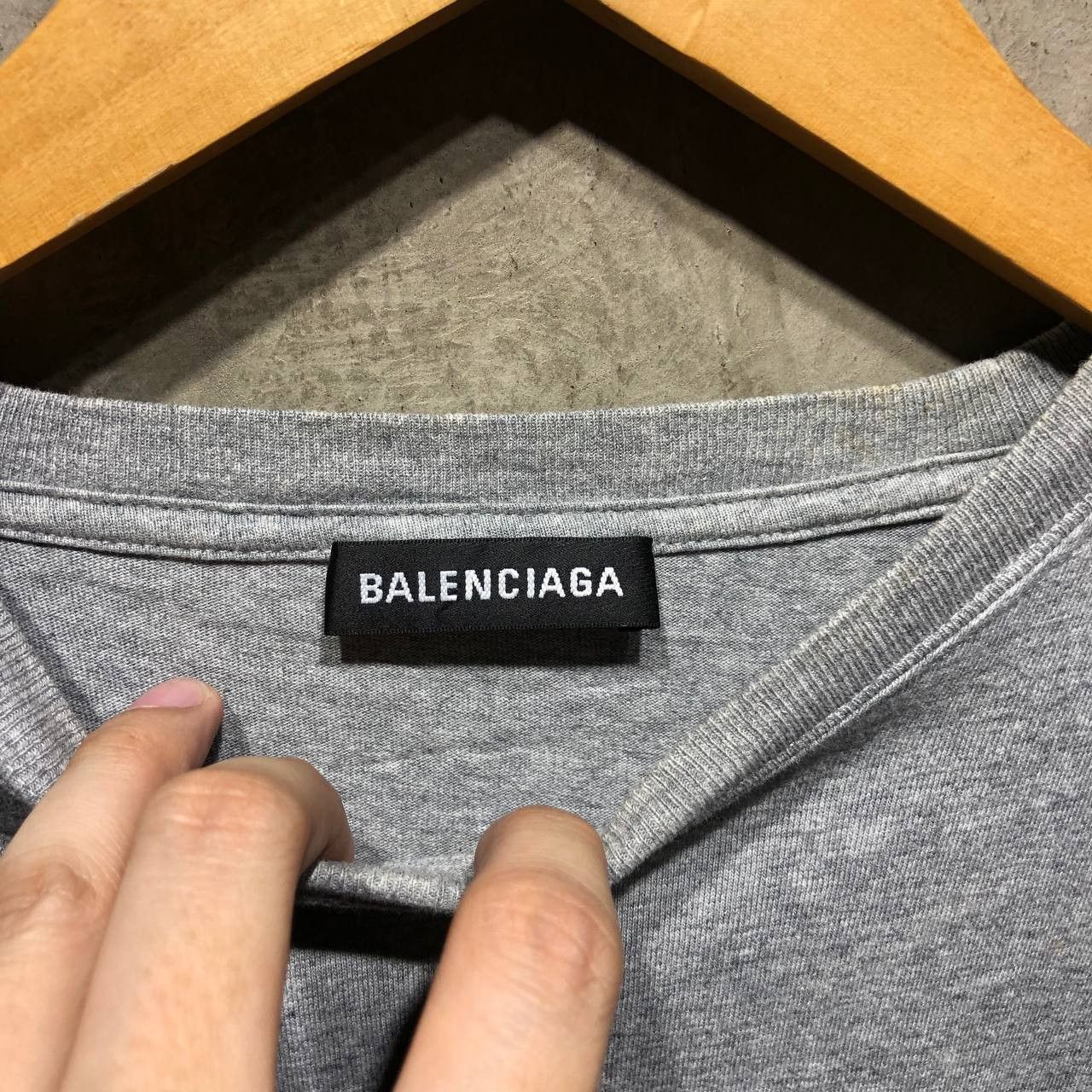 Balenciaga Balenciaga small logo tee Size US L / EU 52-54 / 3 - 5 Thumbnail