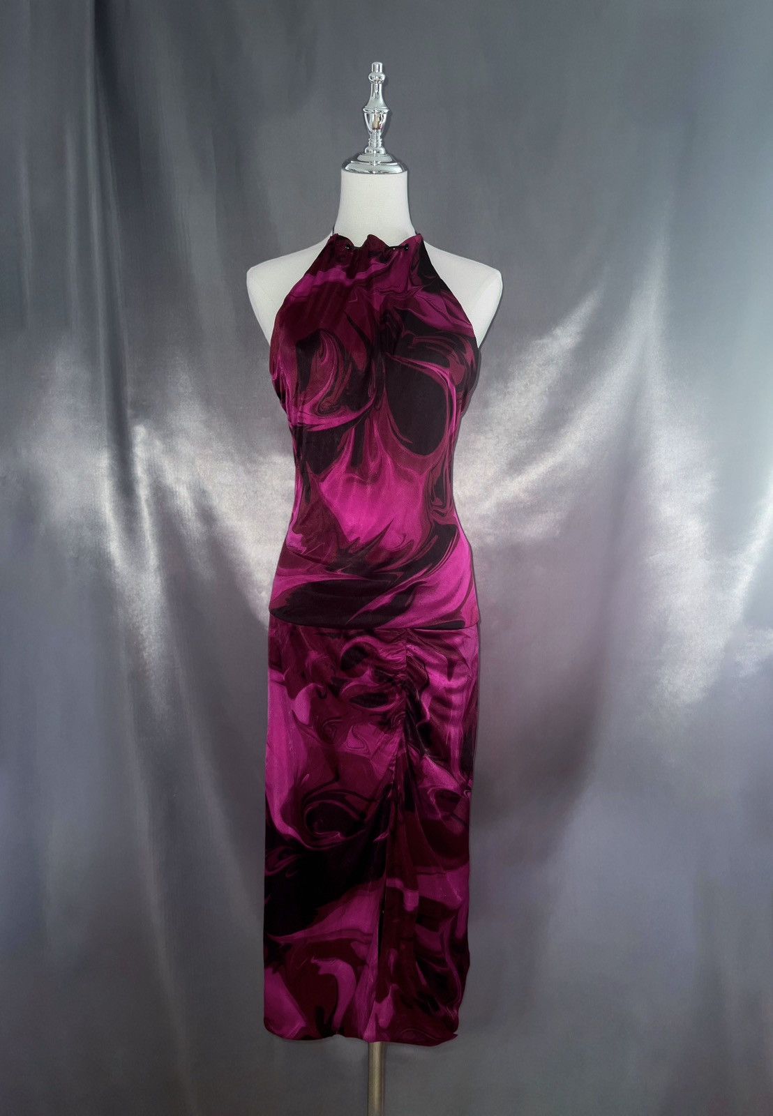 Gucci Vintage Gucci by Tom Ford ss 2001 top and skirt Size M / US 6-8 / IT 42-44 - 1 Thumbnail