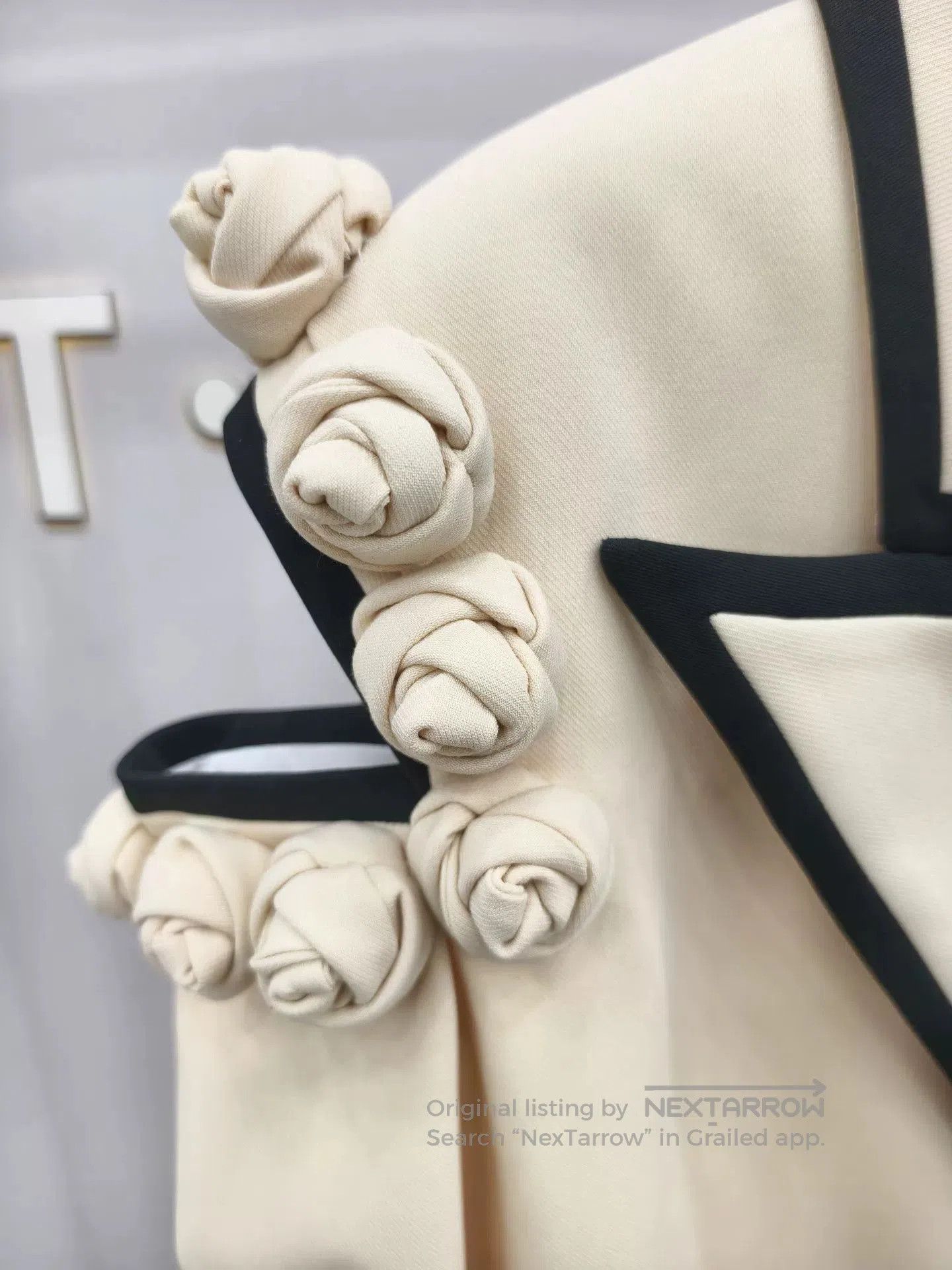Japanese Brand Maison Wester Flower Blazer in Light Yellow. Size XS / US 0-2 / IT 36-38 - 3 Thumbnail