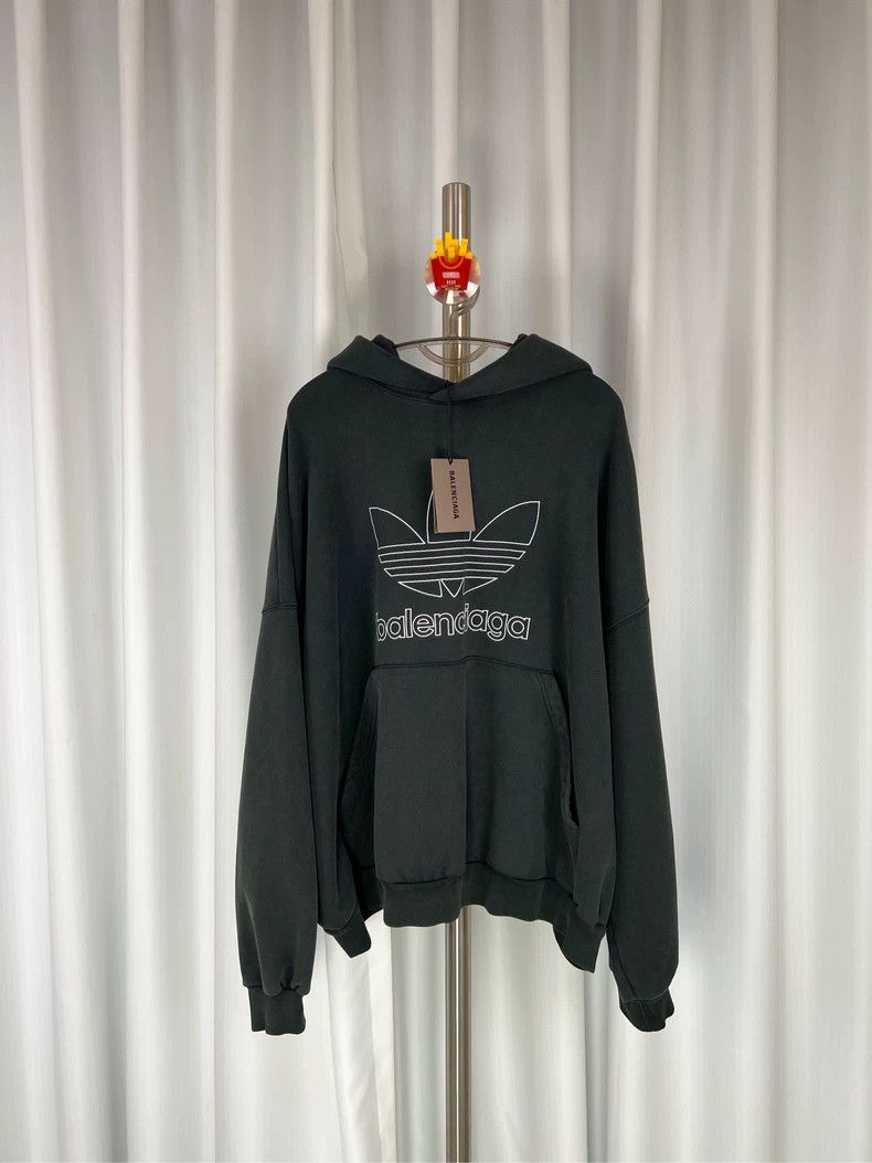 Balenciaga Balenciaga Co-branded Clover Hoodie Sweater Green Size US M / EU 48-50 / 2 - 1 Thumbnail