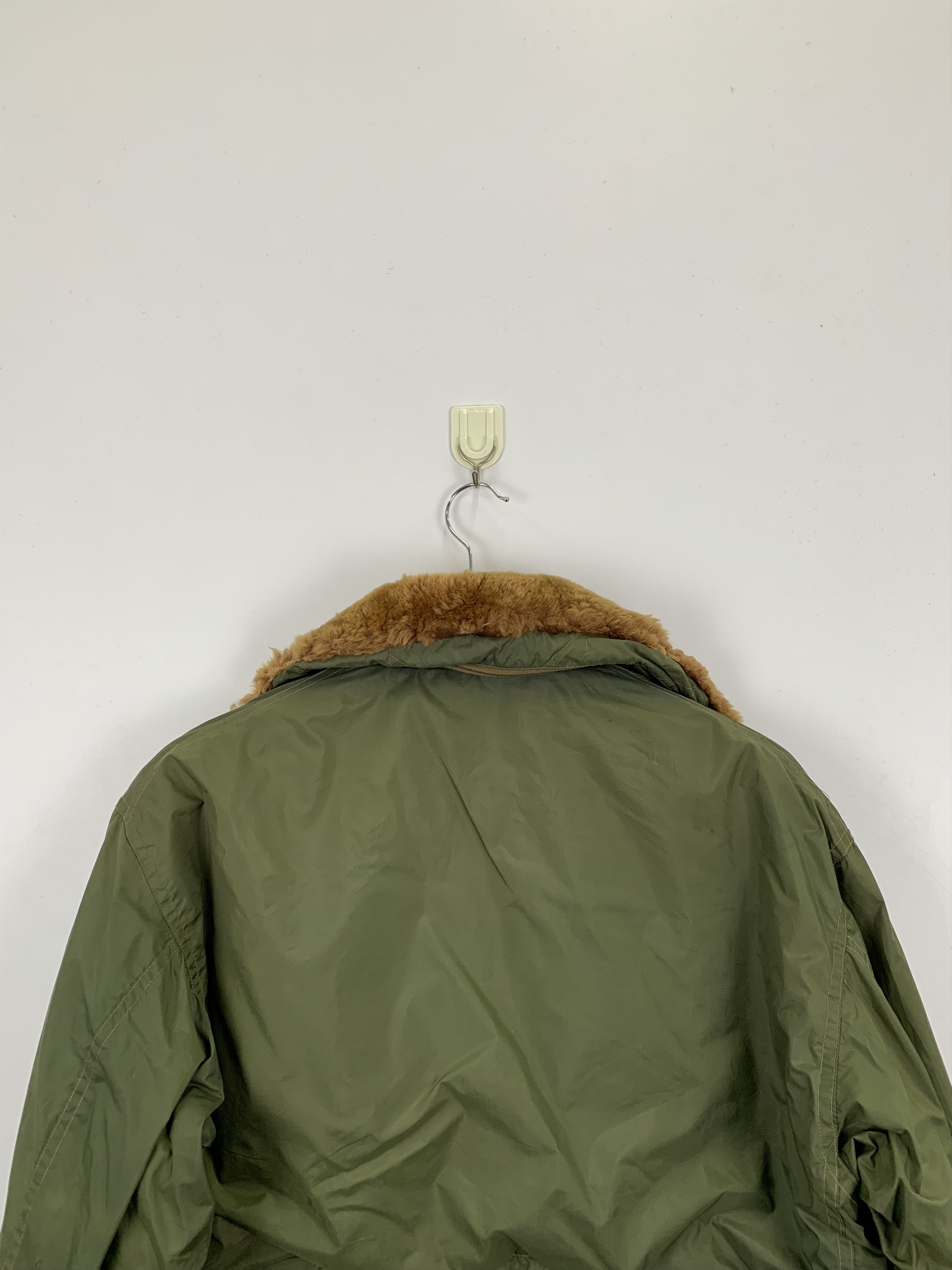 Vintage Vintage 80s Military Parka Sherpa Jacket J0843 Size US M / EU 48-50 / 2 - 4 Thumbnail