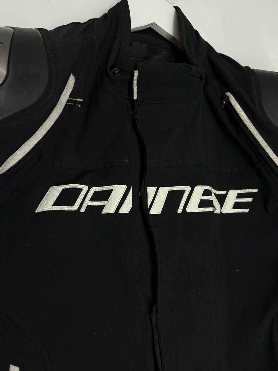 Dainese Dainese Racing 3 Waterproof Motorcycle Jacket Black White Size US L / EU 52-54 / 3 - 5 Thumbnail