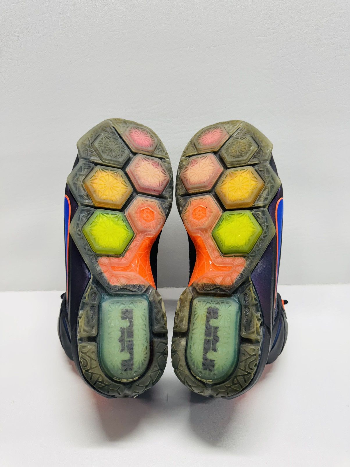 Nike Nike LeBron 12 Instinct Cave Purple Size US 9.5 / EU 42-43 - 6 Thumbnail