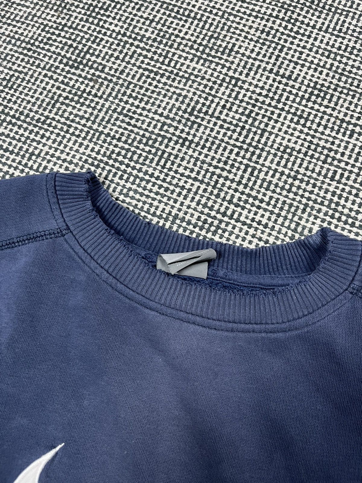 Nike × Vintage Trashed y2k Nike crewneck sweatshirt distressed destroyer Size US S / EU 44-46 / 1 - 7 Thumbnail