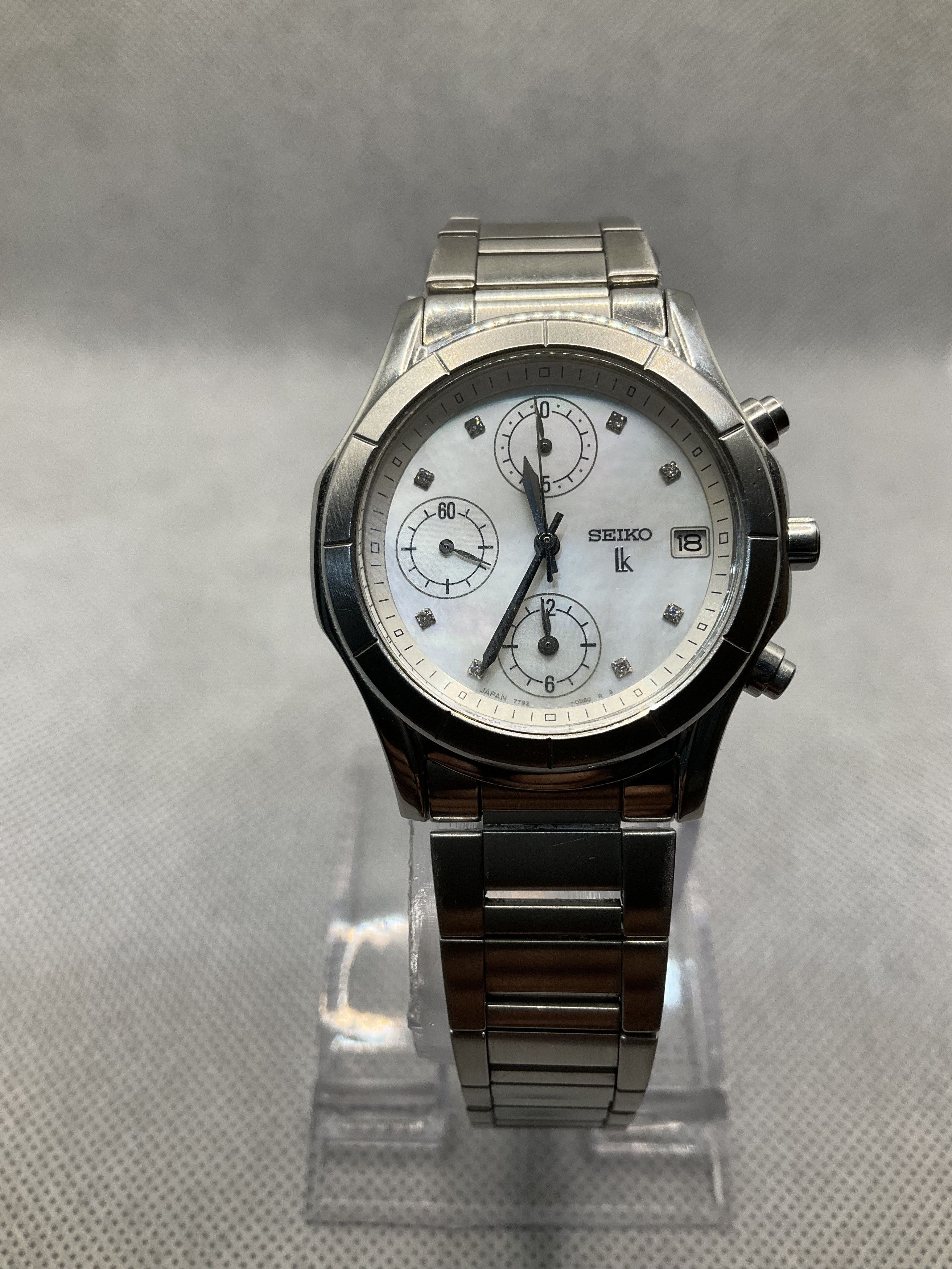 Seiko × Vintage [ Vintage 2000s] Seiko Lukia Shell Dial 7T92-0BV0 Size ONE SIZE - 1 Thumbnail