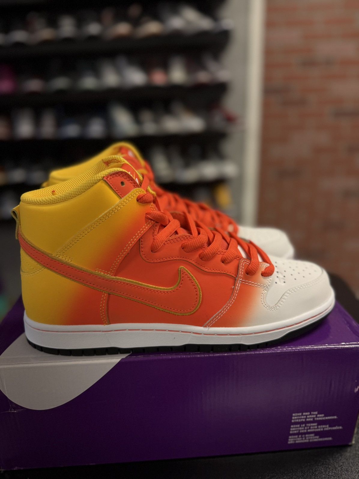 Nike Men's Size 10.5 NIB Nike SB Dunk High Sweet Tooth Candy Corn Size US 10.5 / EU 43-44 - 1 Thumbnail