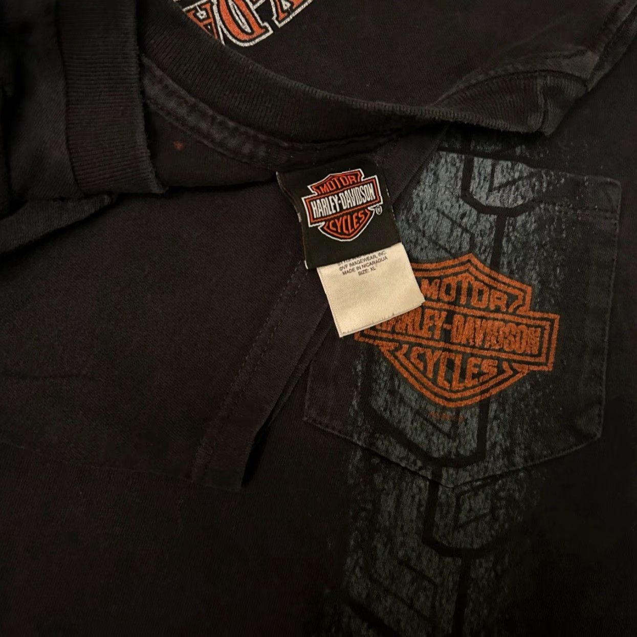 Harley Davidson VINTAGE Harley-Davidson Biker Bangkok Thailand Flag VTG 2008 Shirt Mens XL Black Short Sleeve T-Shirt 90s Grunge Hip Hop Motorcycle Punk Y2K Logo Mens Size US XL / EU 56 / 4 - 3 Thumbnail