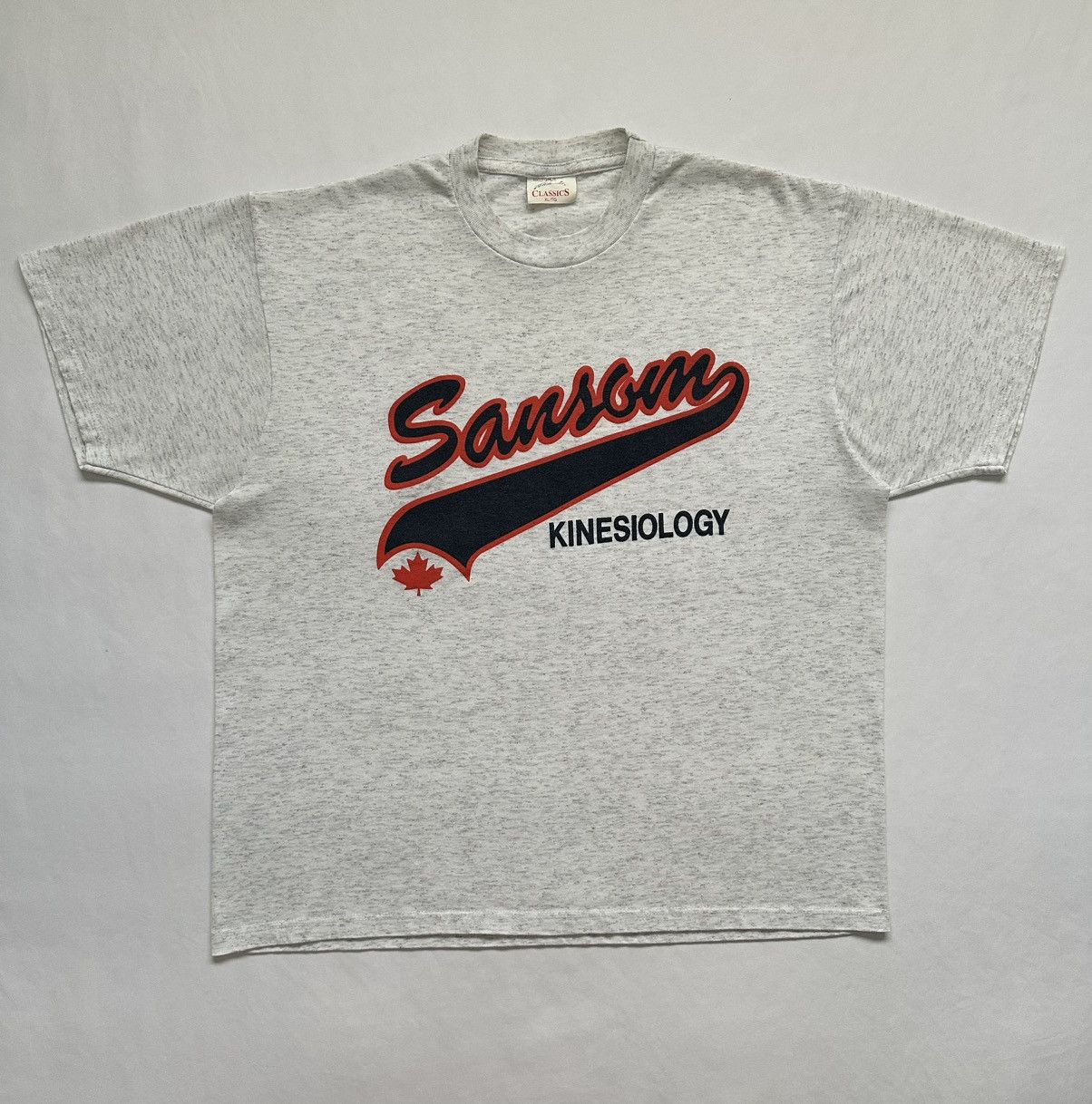 Vintage Vintage 90s Collegiate Kinesiology Script Graphic T-Shirt Size US XL / EU 56 / 4 - 1 Thumbnail