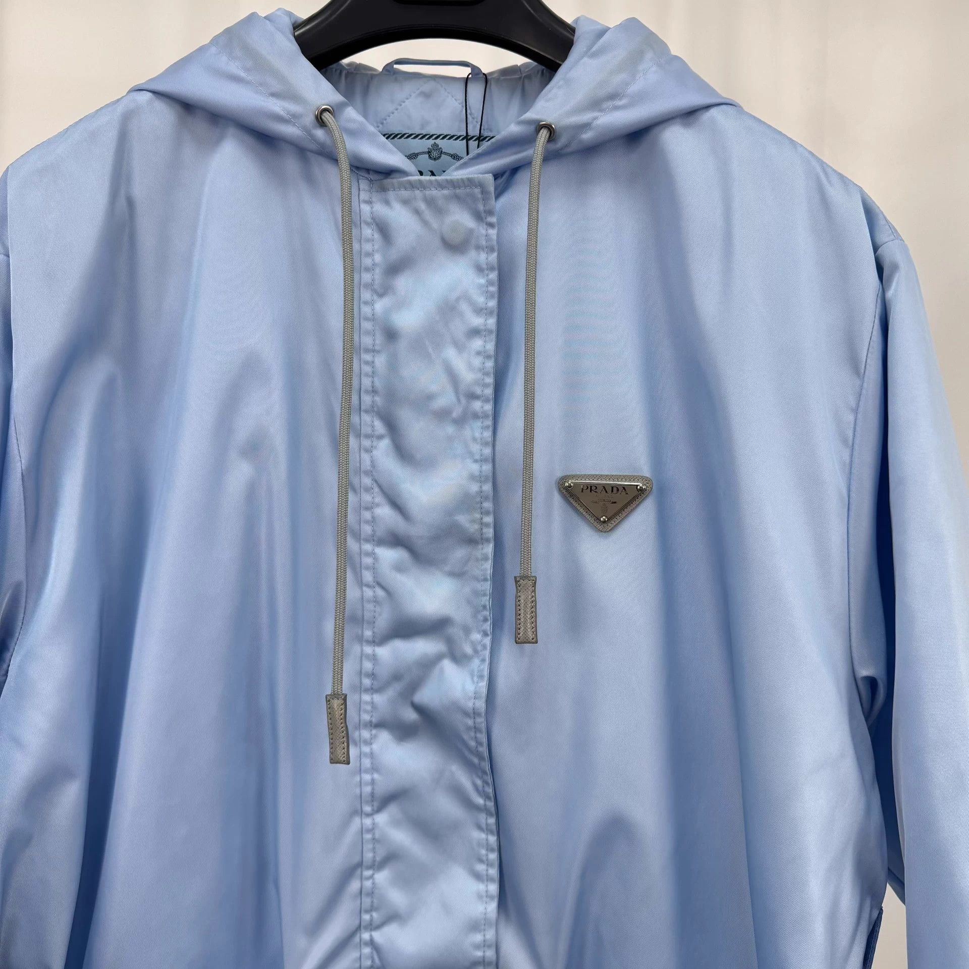 Prada Prada Padded Nylon Triangle Logo Jacket 38 98 New Size S / US 4 / IT 40 - 3 Thumbnail