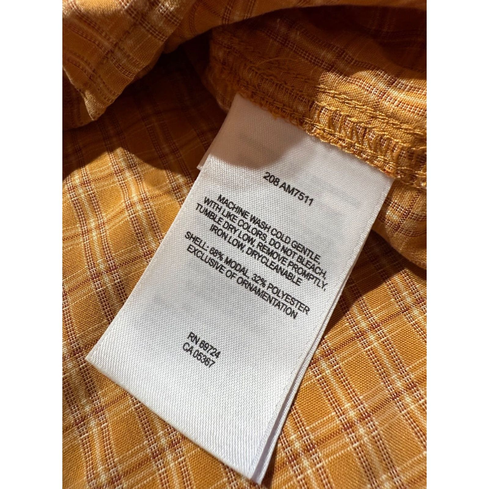 Vintage Columbia Mens Button-Down Shirt XL Orange Modal Poly Blend Long Sleeve Regular Fit Size US XL / EU 56 / 4 - 4 Thumbnail