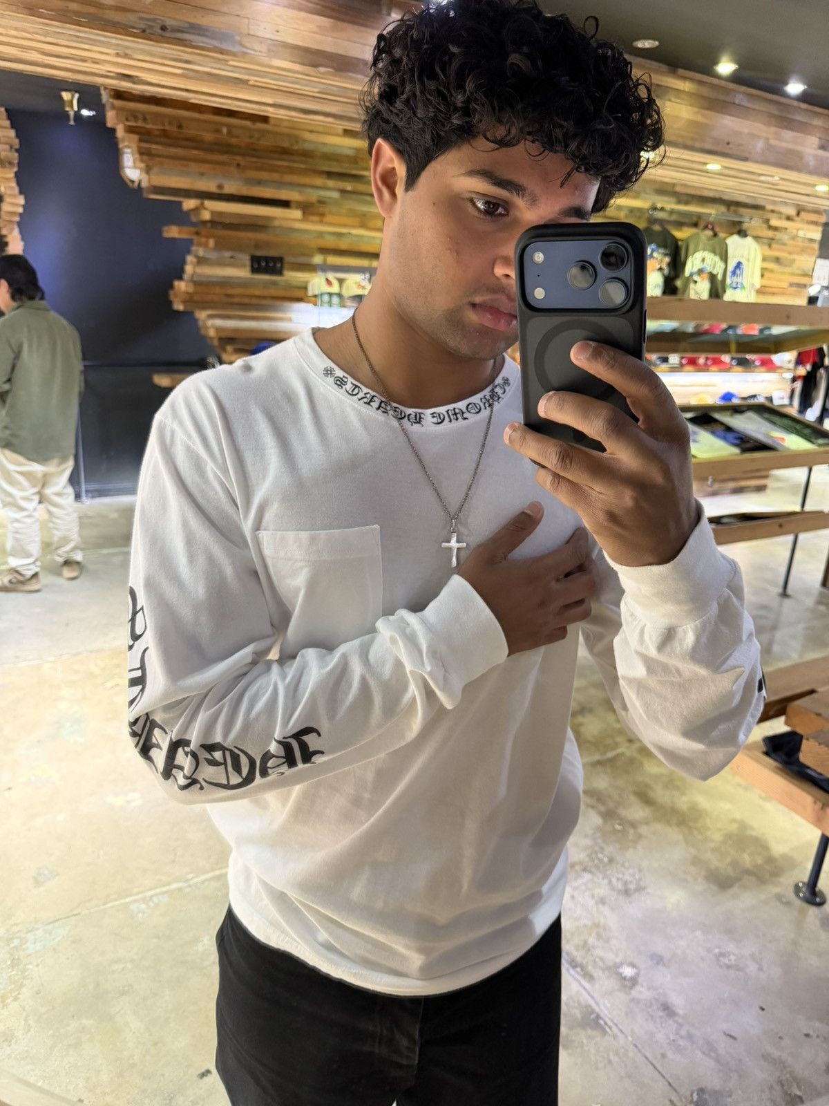 Chrome Hearts Chrome Hearts Script Long-sleeve L Size US L / EU 52-54 / 3 - 11 Thumbnail