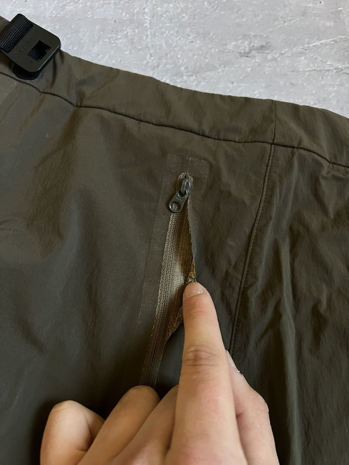 Arc'teryx Rare Arcteryx Gamma LT Nylon Pants Size 36 Size US 36 / EU 52 - 11 Thumbnail