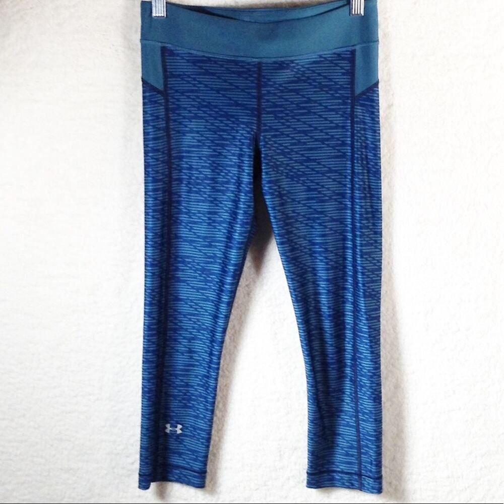 Under Armour Under Armour Womens S HeatGear Capri Leggings Health Goth Cy Size 27" / US 4 / IT 40 - 9 Thumbnail