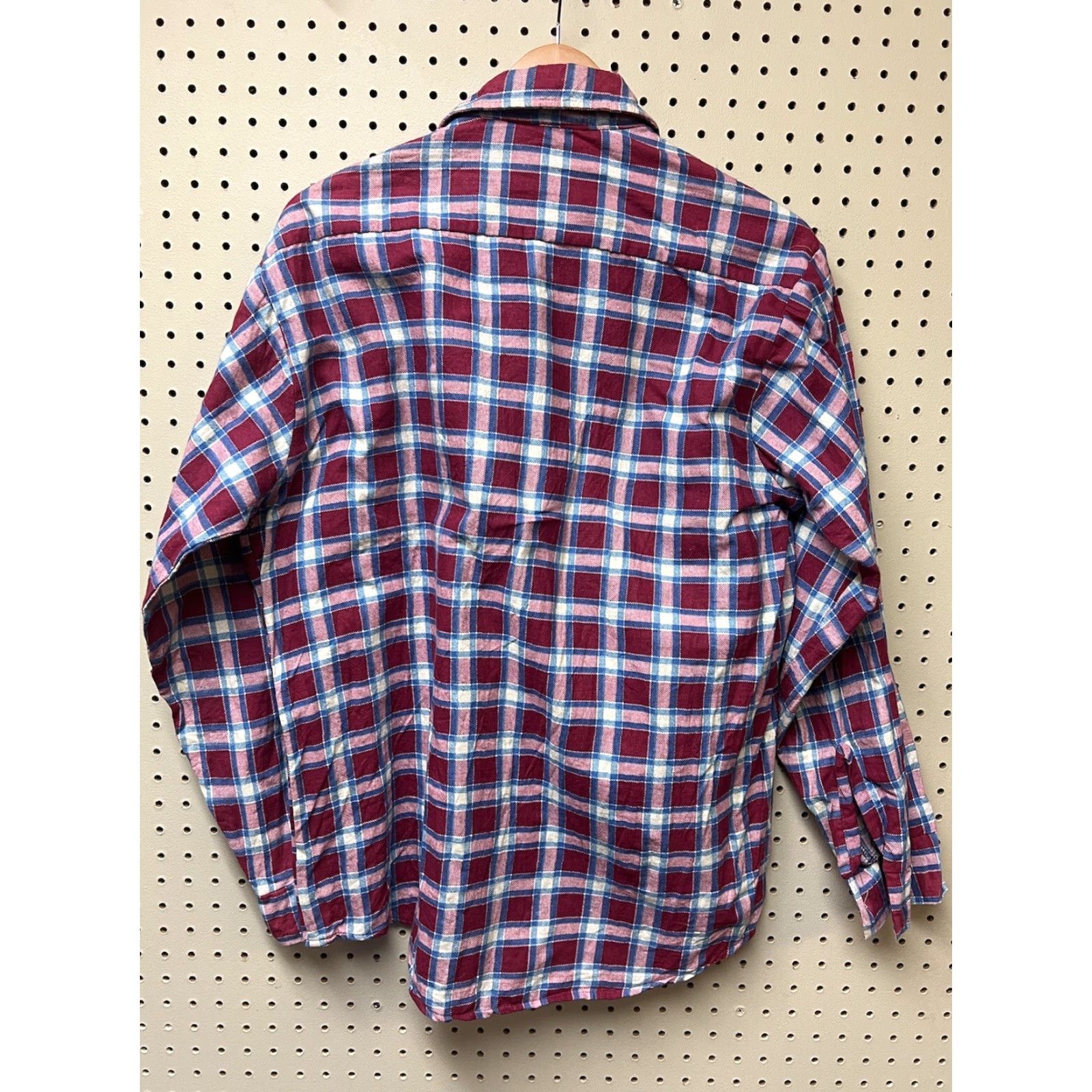 Vintage VTG 70s Donlin Plaid Flannel Shirt 100% Cotton Permanent Press Lightweight L USA Shirt Mens Long Sleeve Button-Up Collared Vintage 70s Size US L / EU 52-54 / 3 - 2 Thumbnail