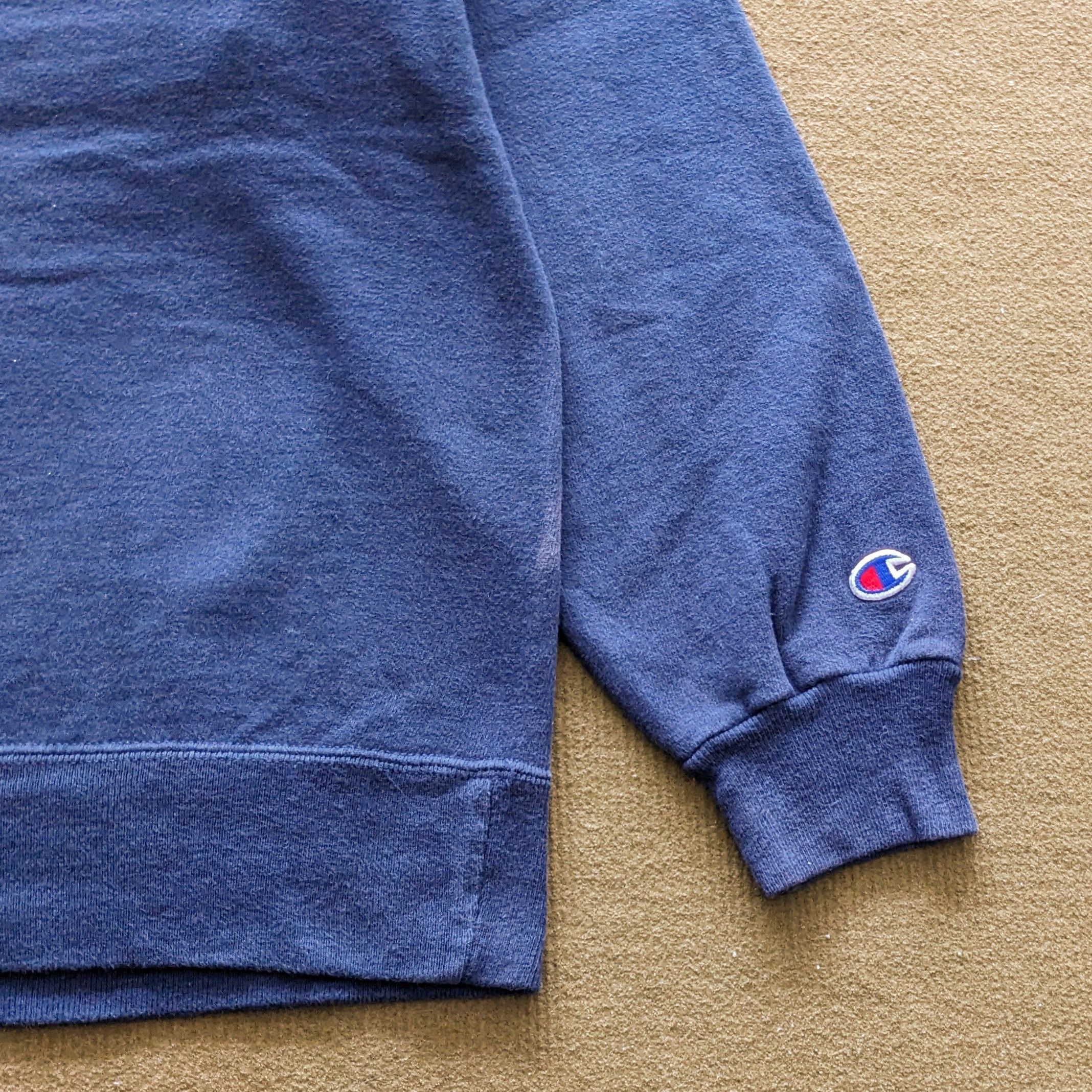 Champion Vintage CHAMPION Sportswear Brand Sweatshirt Size US M / EU 48-50 / 2 - 4 Thumbnail