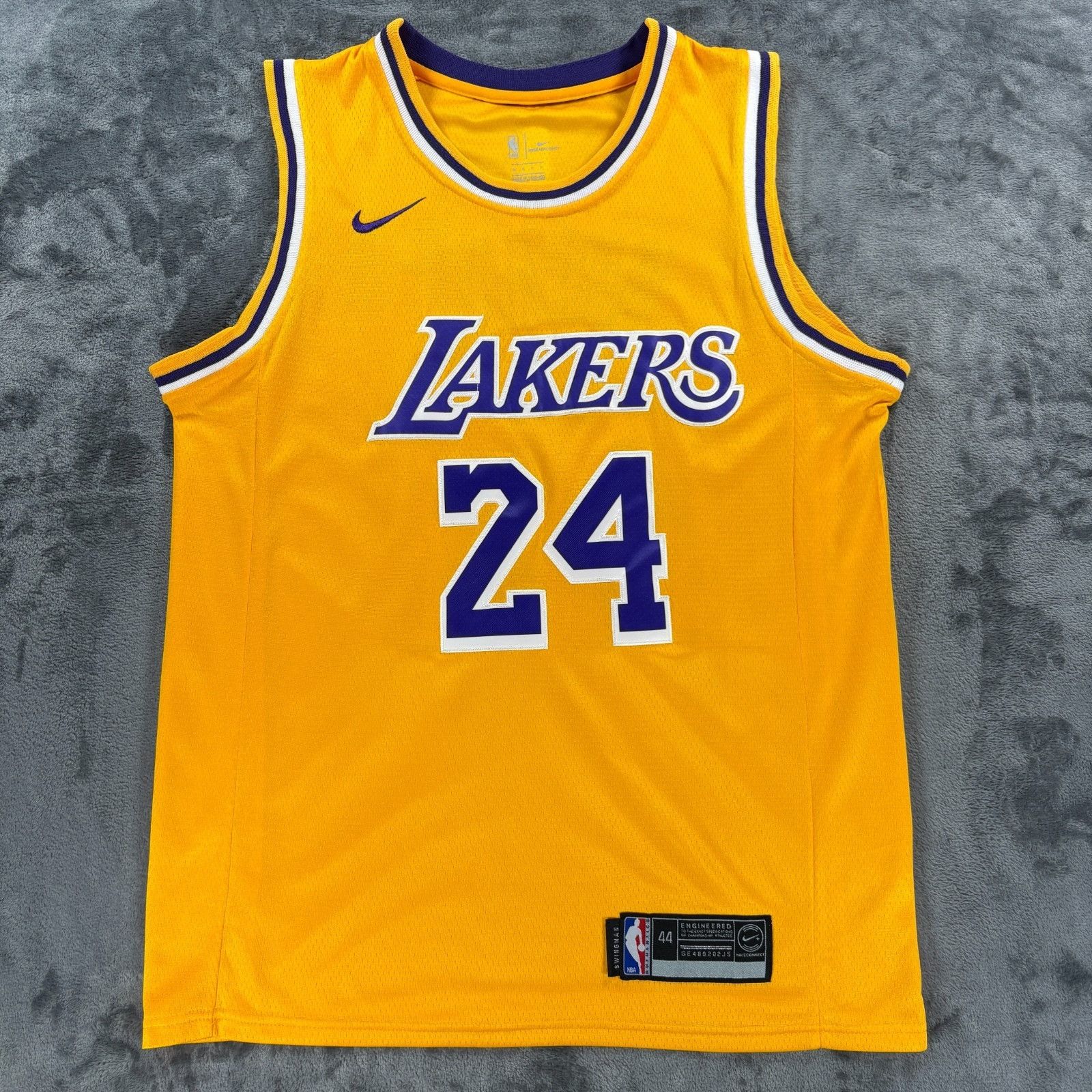 Nike Nike Kobe Bryant Lakers #24 Swingman Jersey Stitched Men S/ Size US S / EU 44-46 / 1 - 1 Thumbnail