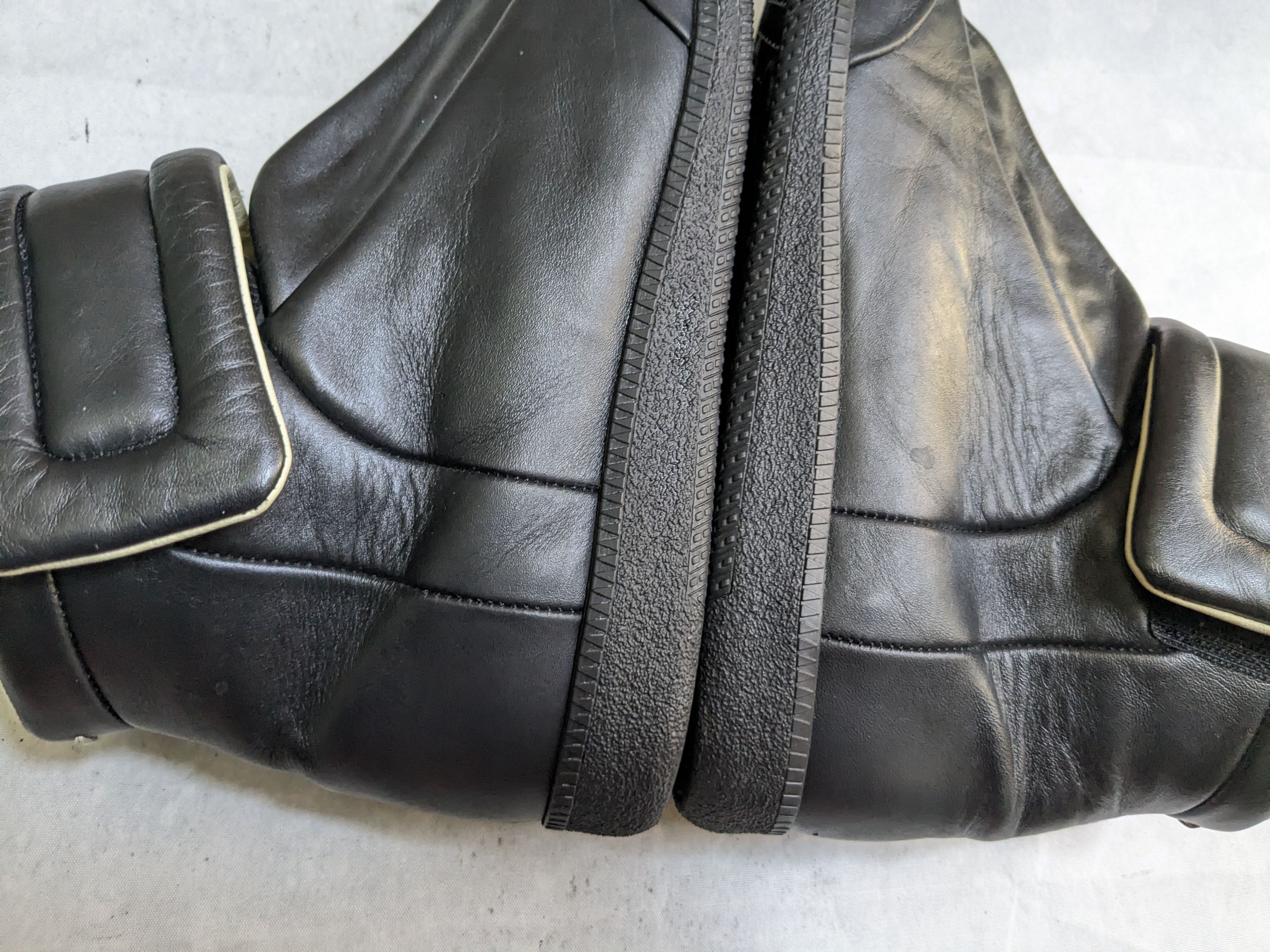 Maison Margiela Margiela Future High Top Sneakers Black 9 42 High Size US 9 / EU 42 - 14 Thumbnail
