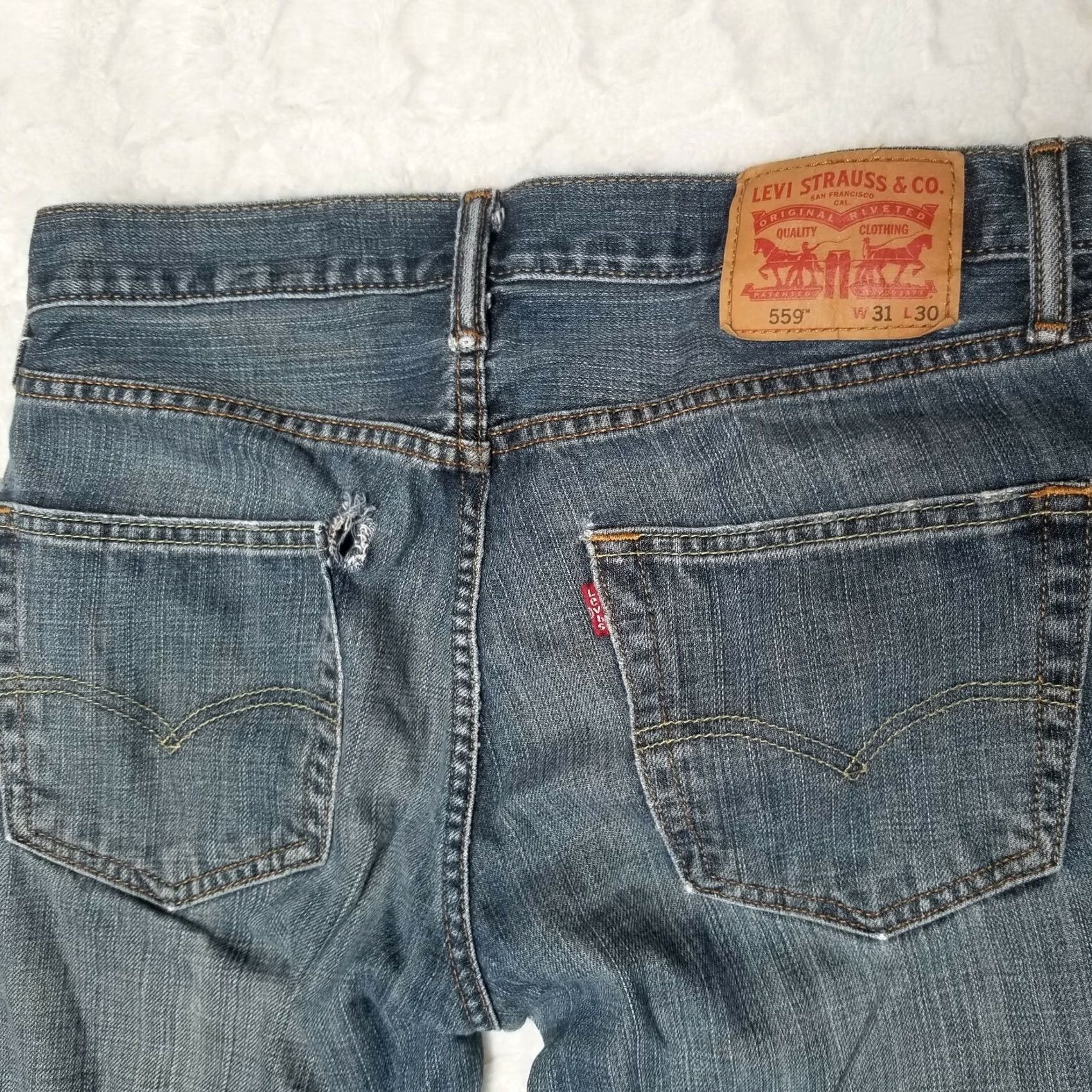Levi's Levi's 559 Jeans Men Regular Straight Blue Distressed Destroyed 5-Pocket Denim W31 L30 Size US 31 - 4 Thumbnail