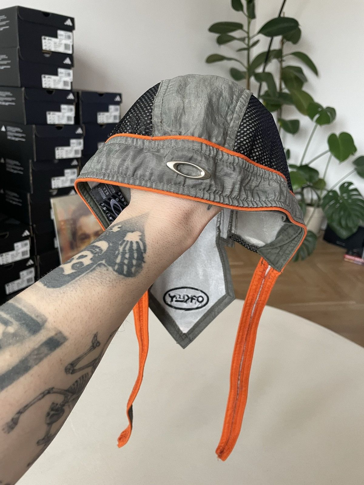 image of Vintage Oakley Durag Hat Ultra Avant Garde Gorpcore in Grey Orange, Men's